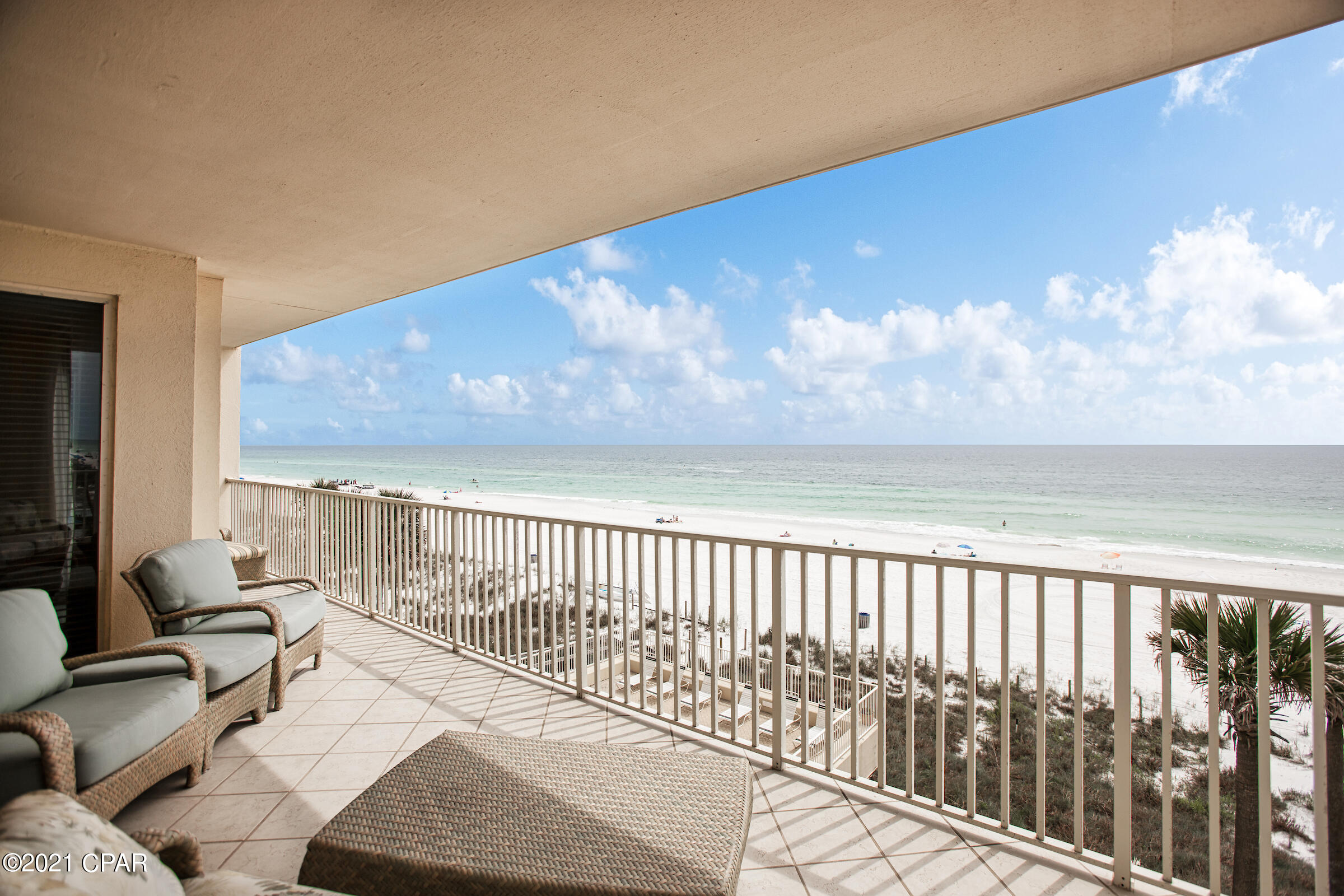 Grande Surf Club Condo - Residential