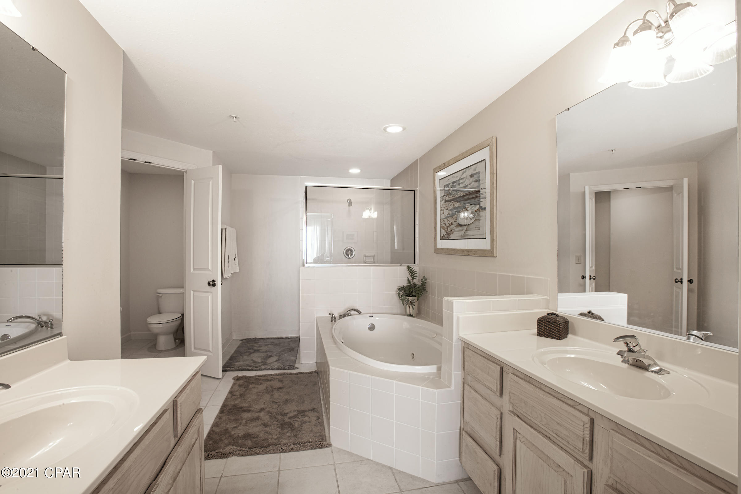 Grande Surf Club Condo - Residential