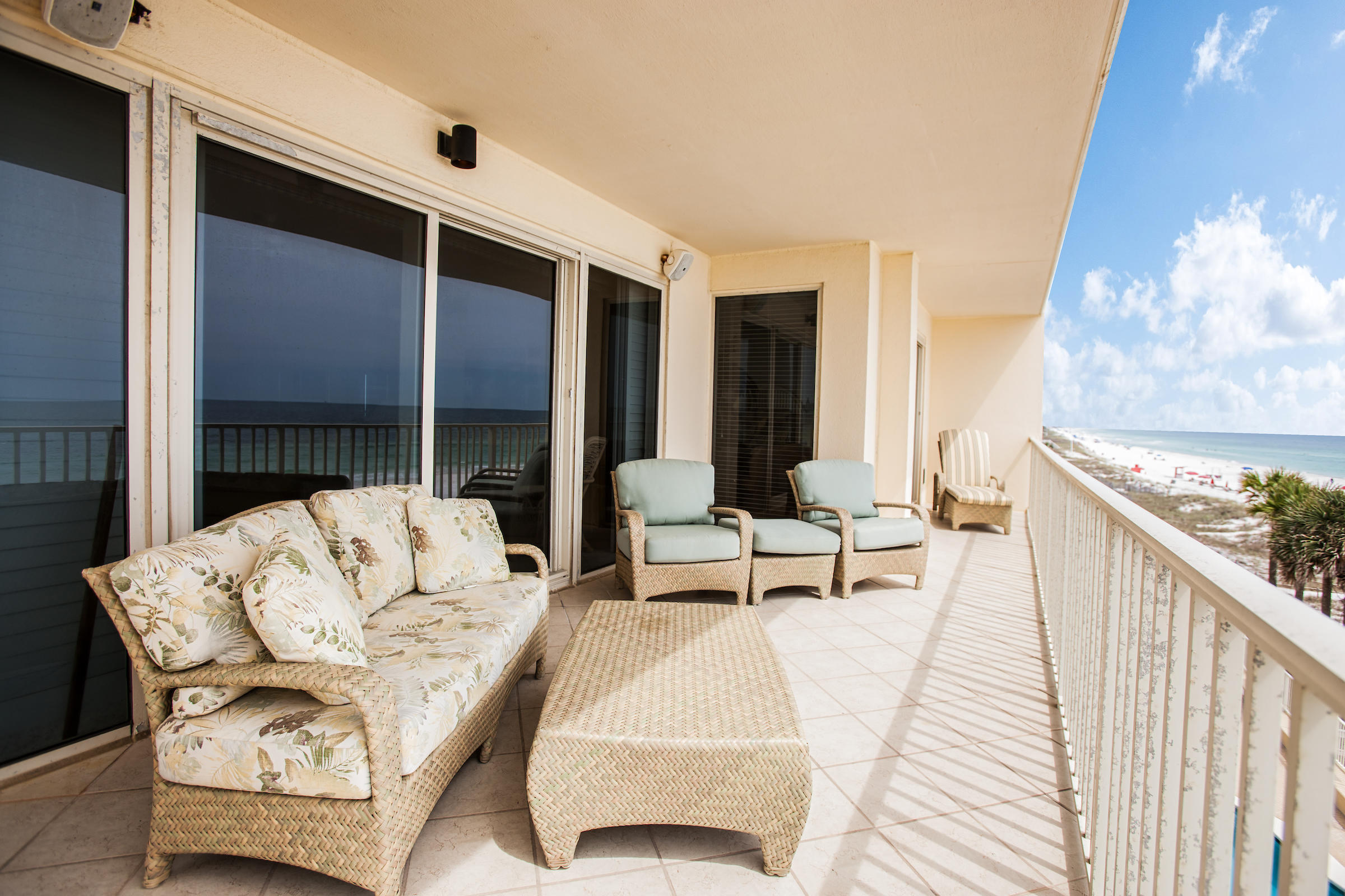 Grande Surf Club Condo - Residential