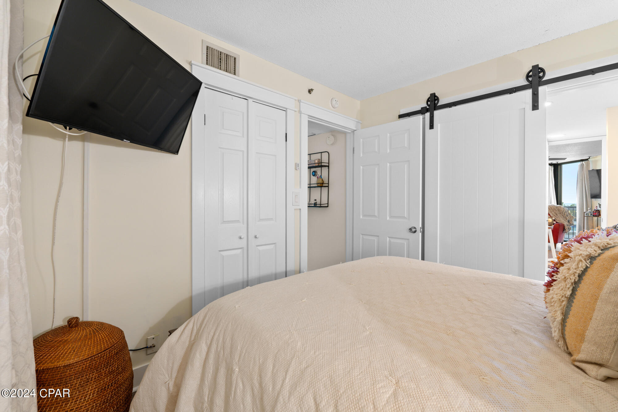 Sunbird Condo - Residential