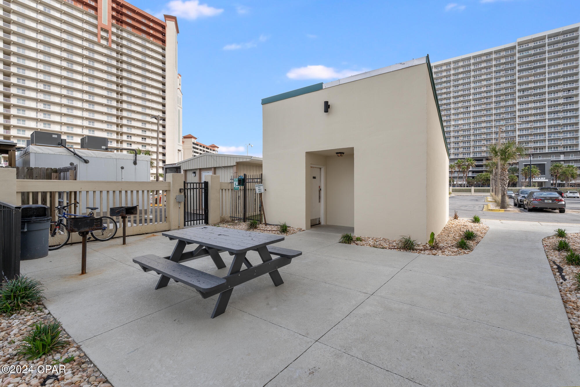 Sunbird Condo - Residential