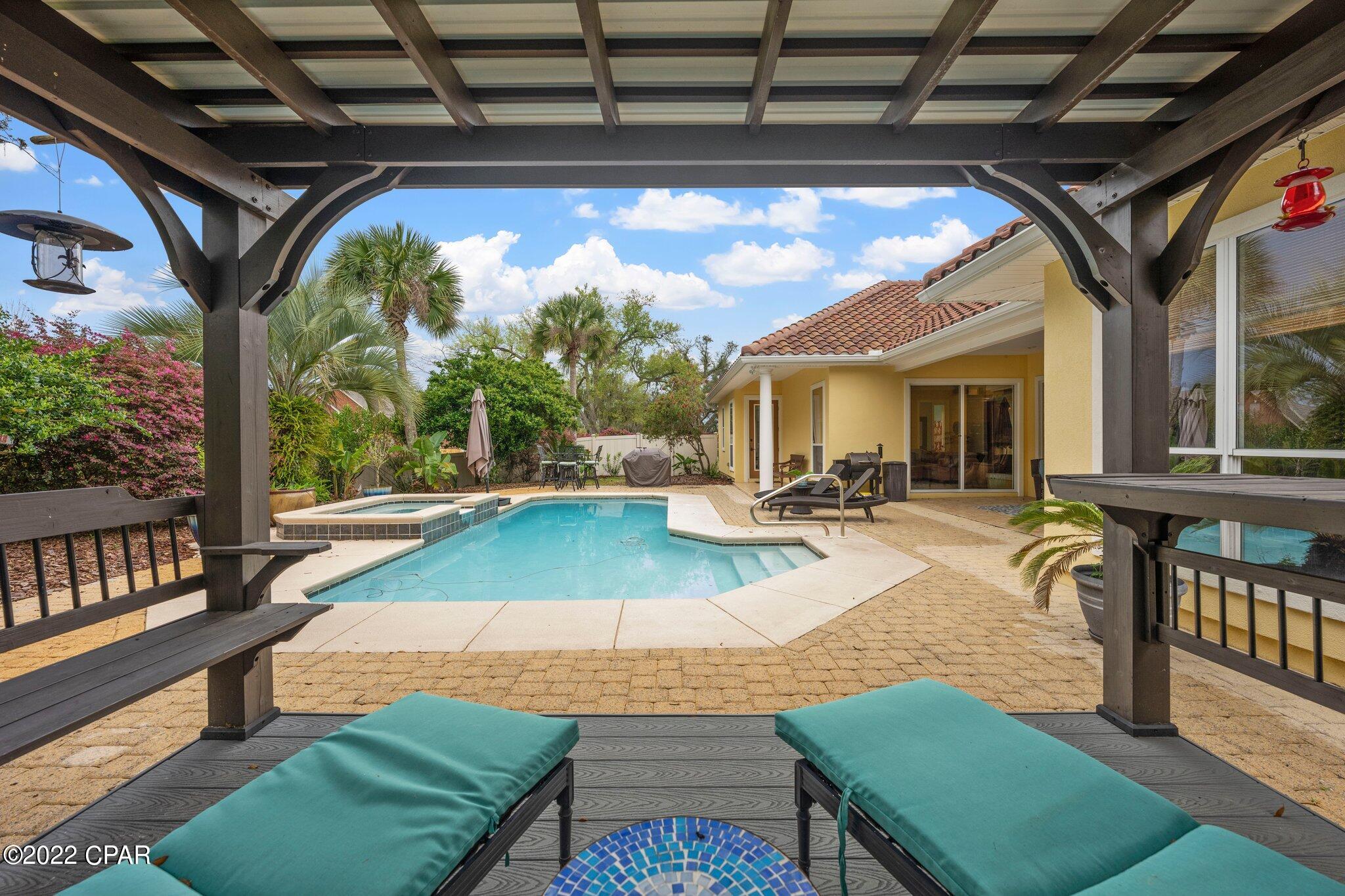 Cove Pointe - Residential