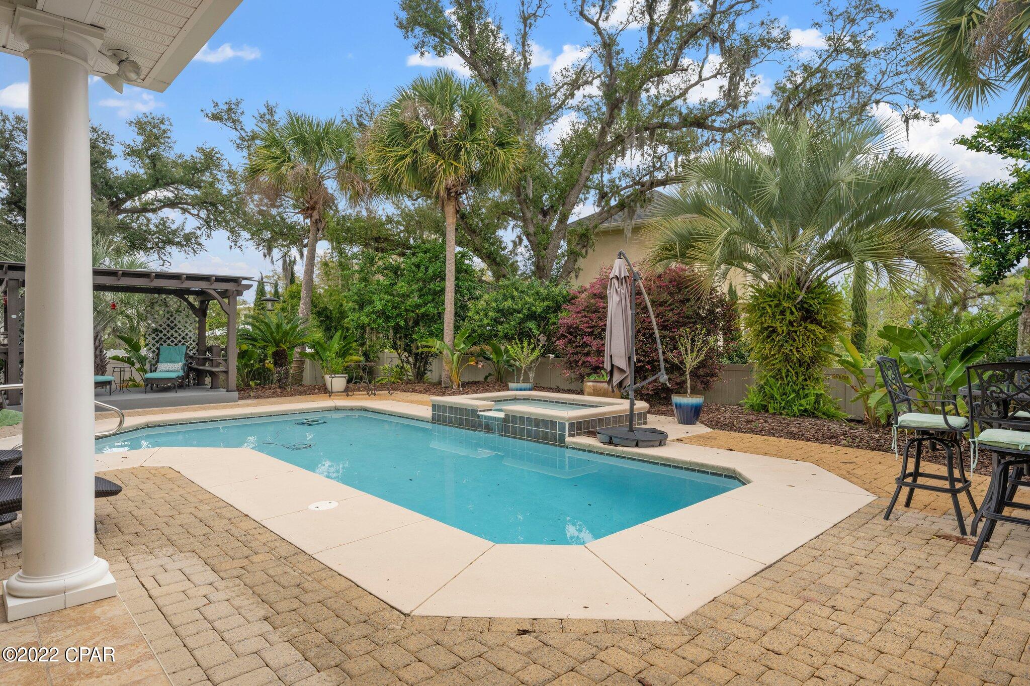 Cove Pointe - Residential