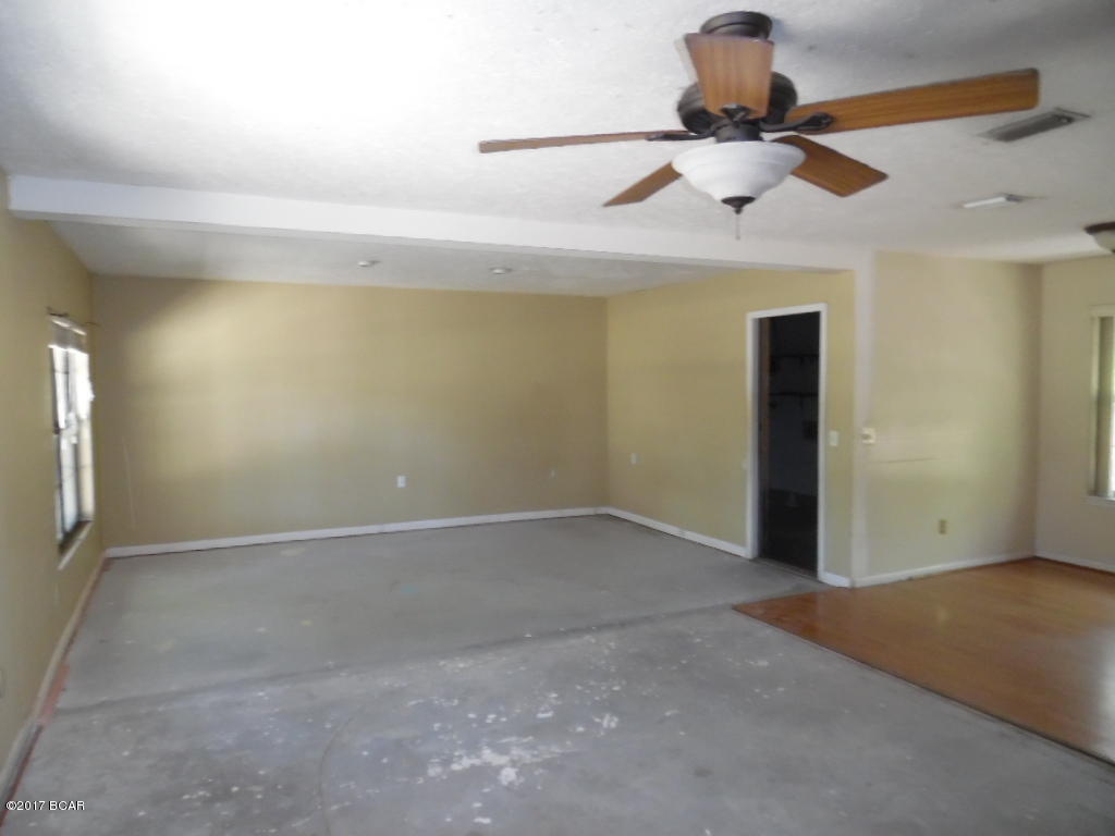 Lake Forest Estates - Residential