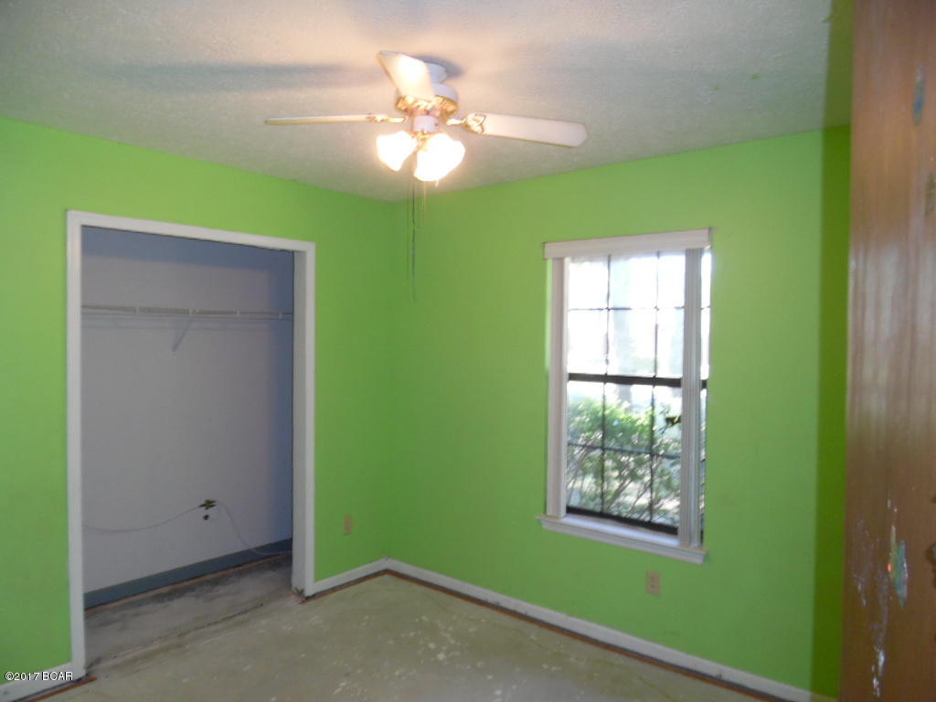 Lake Forest Estates - Residential