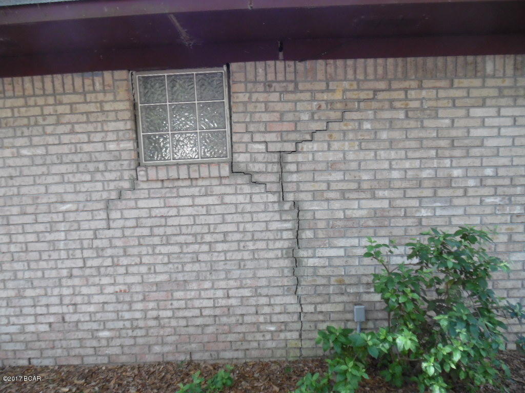 Lake Forest Estates - Residential