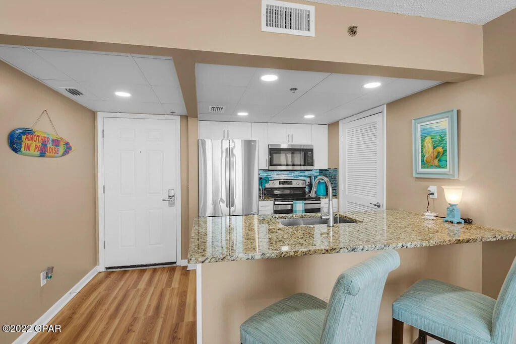 Long Beach Towers III - Residential