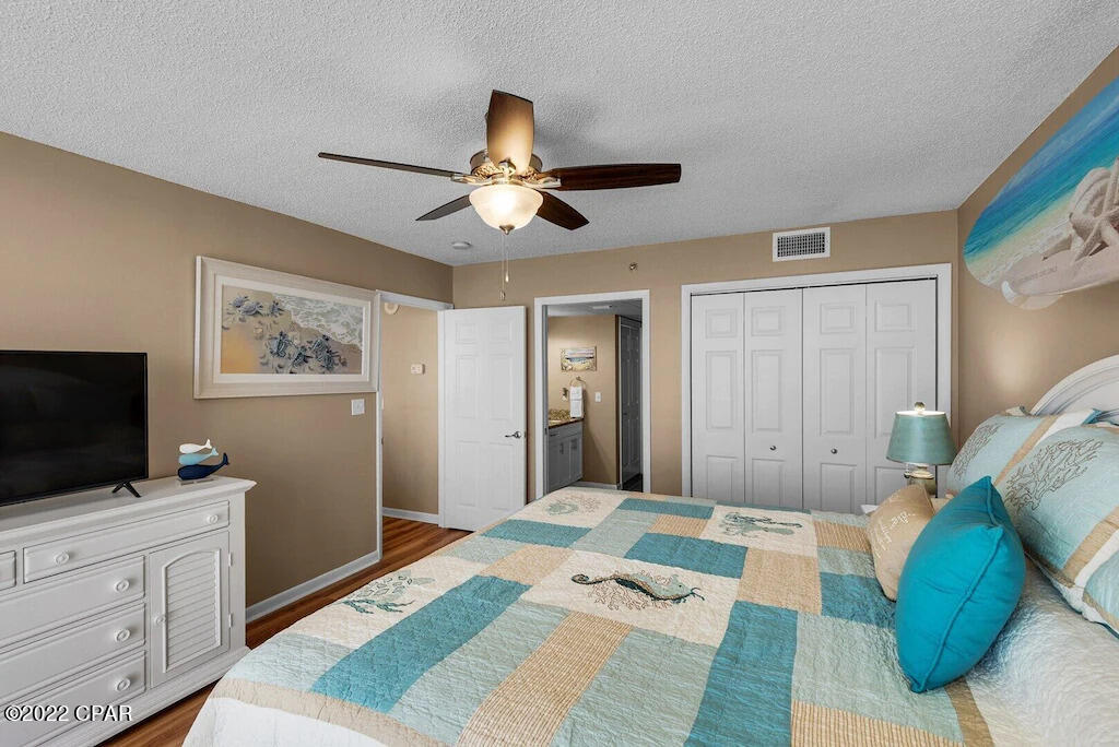 Long Beach Towers III - Residential