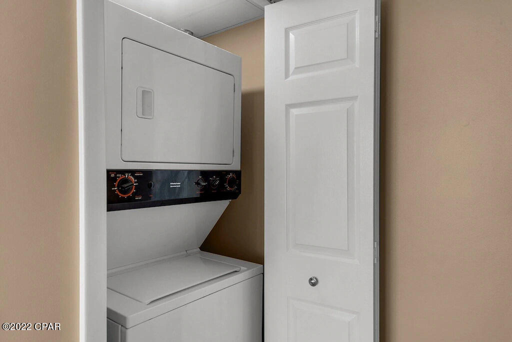 Long Beach Towers III - Residential