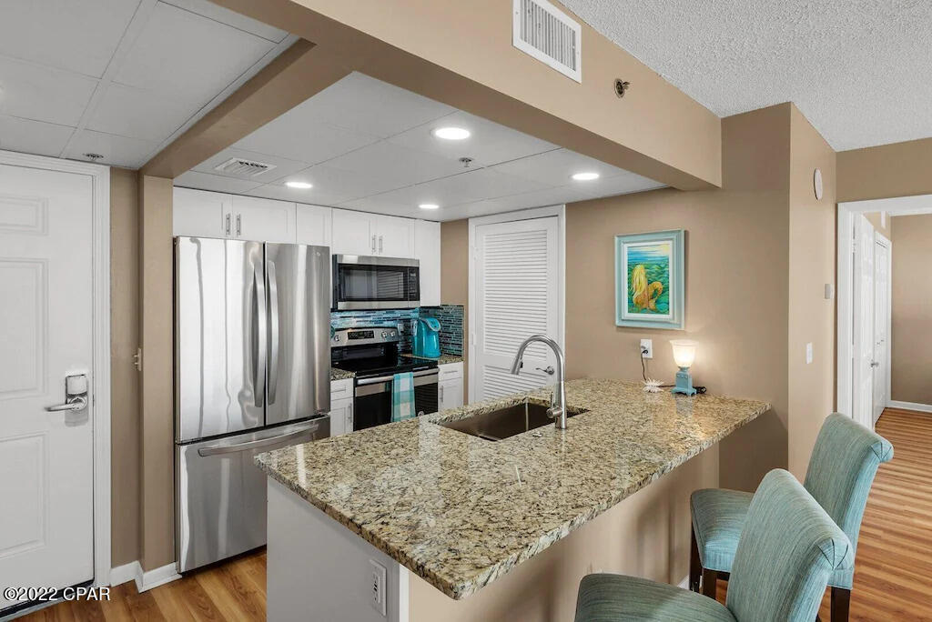 Long Beach Towers III - Residential