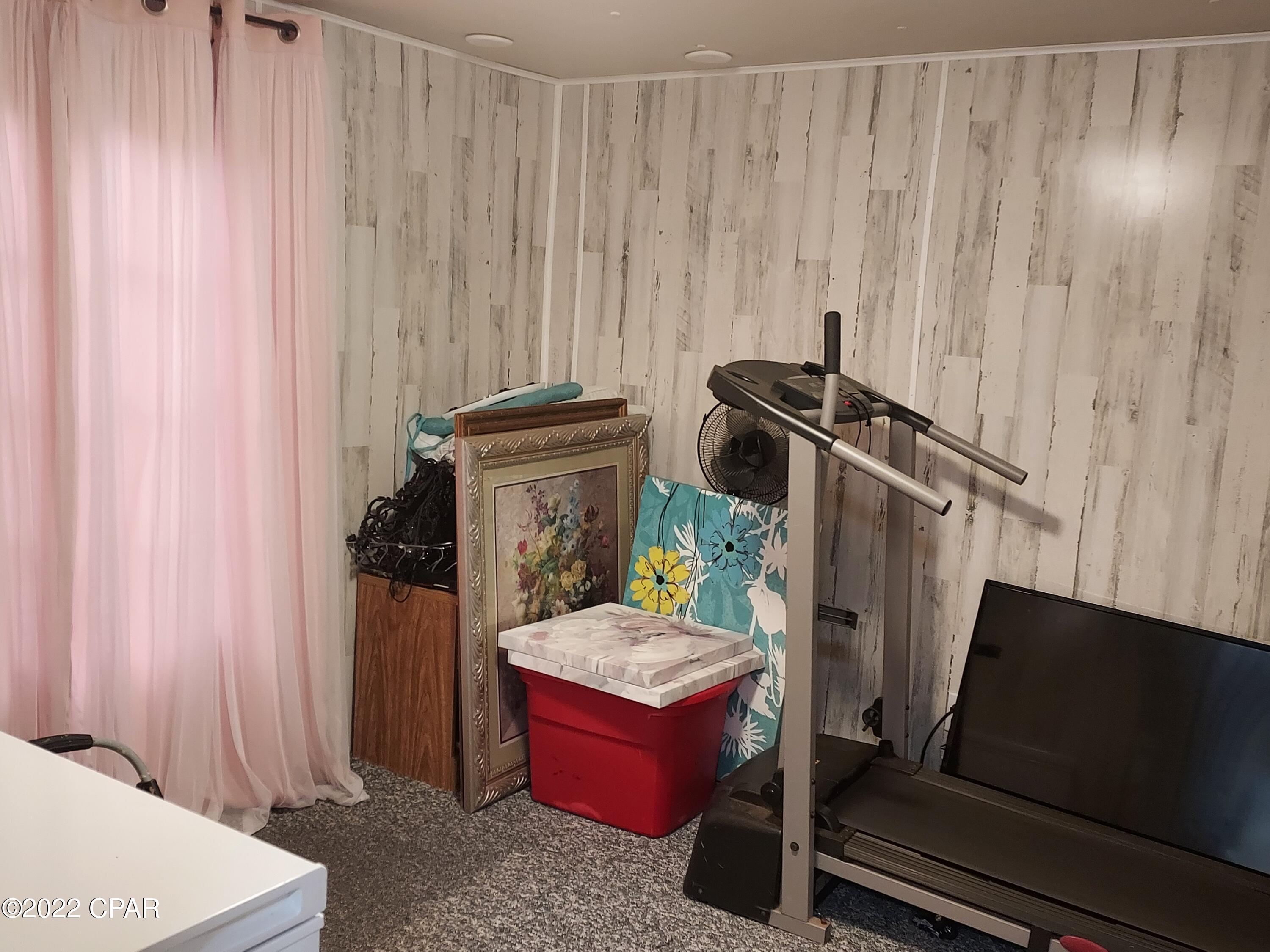 Lucas Lake Int Lots - Residential