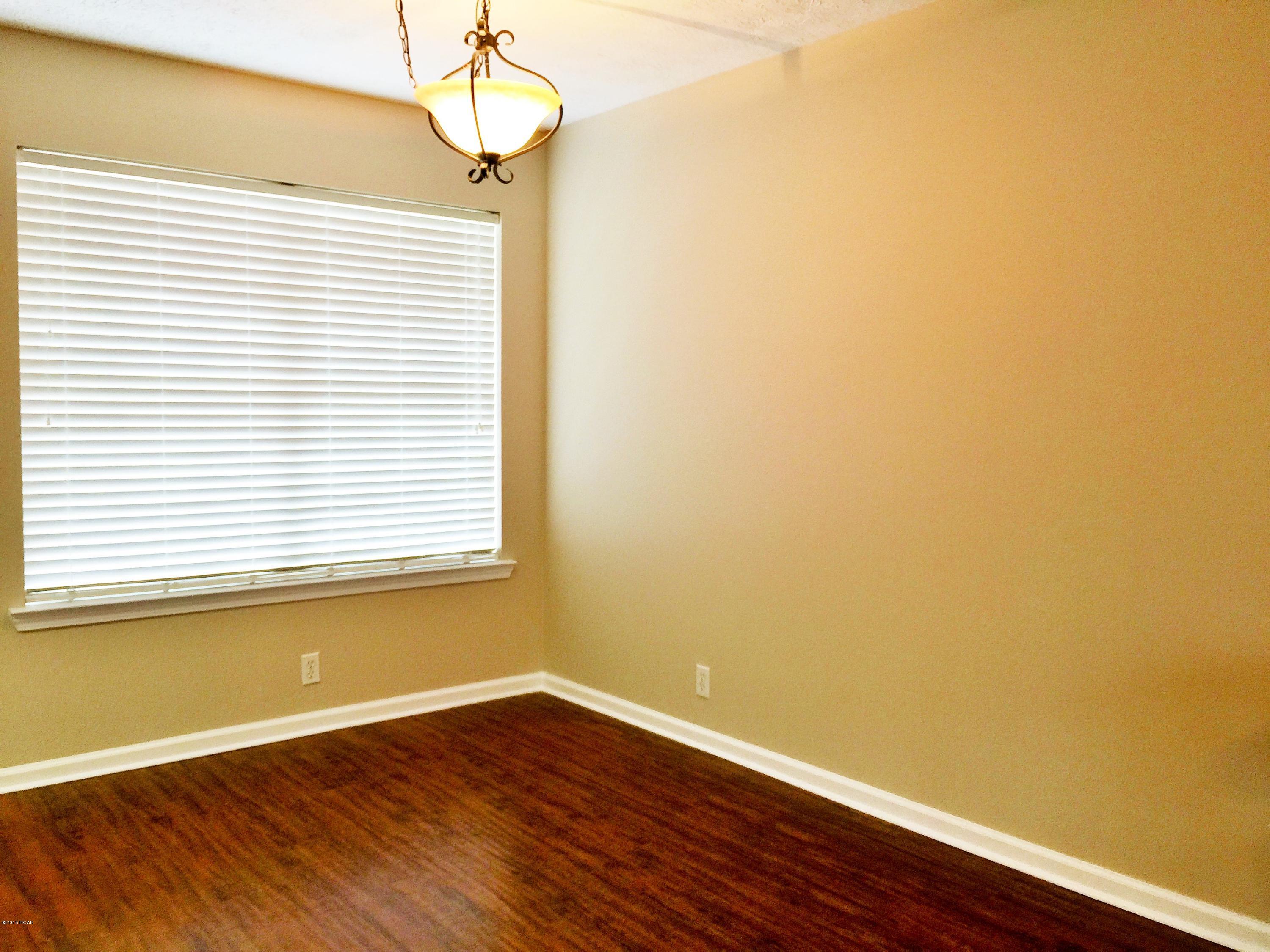 Lynn Pointe South - Residential