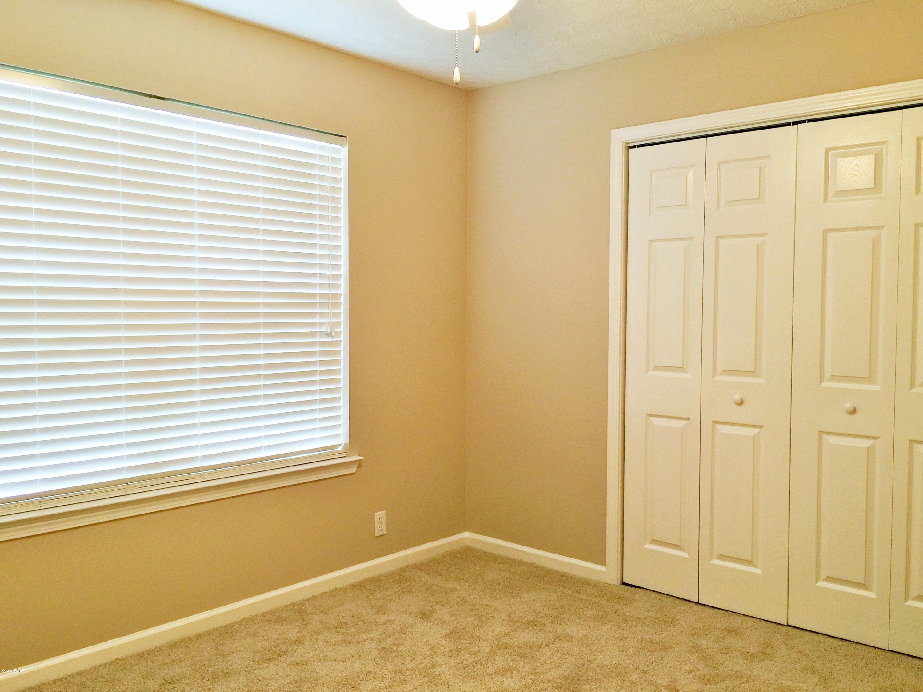 Lynn Pointe South - Residential