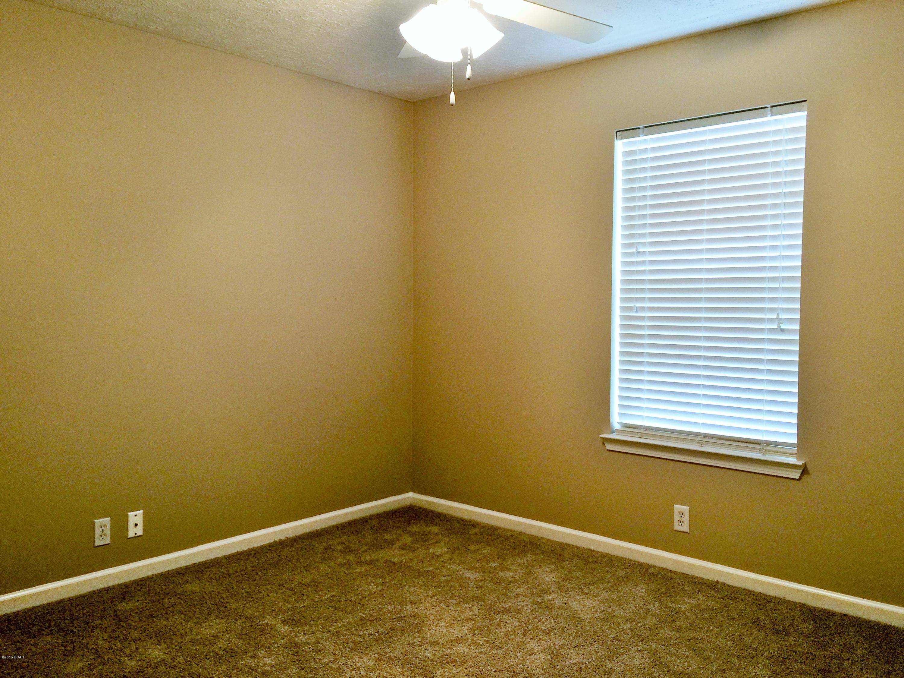 Lynn Pointe South - Residential