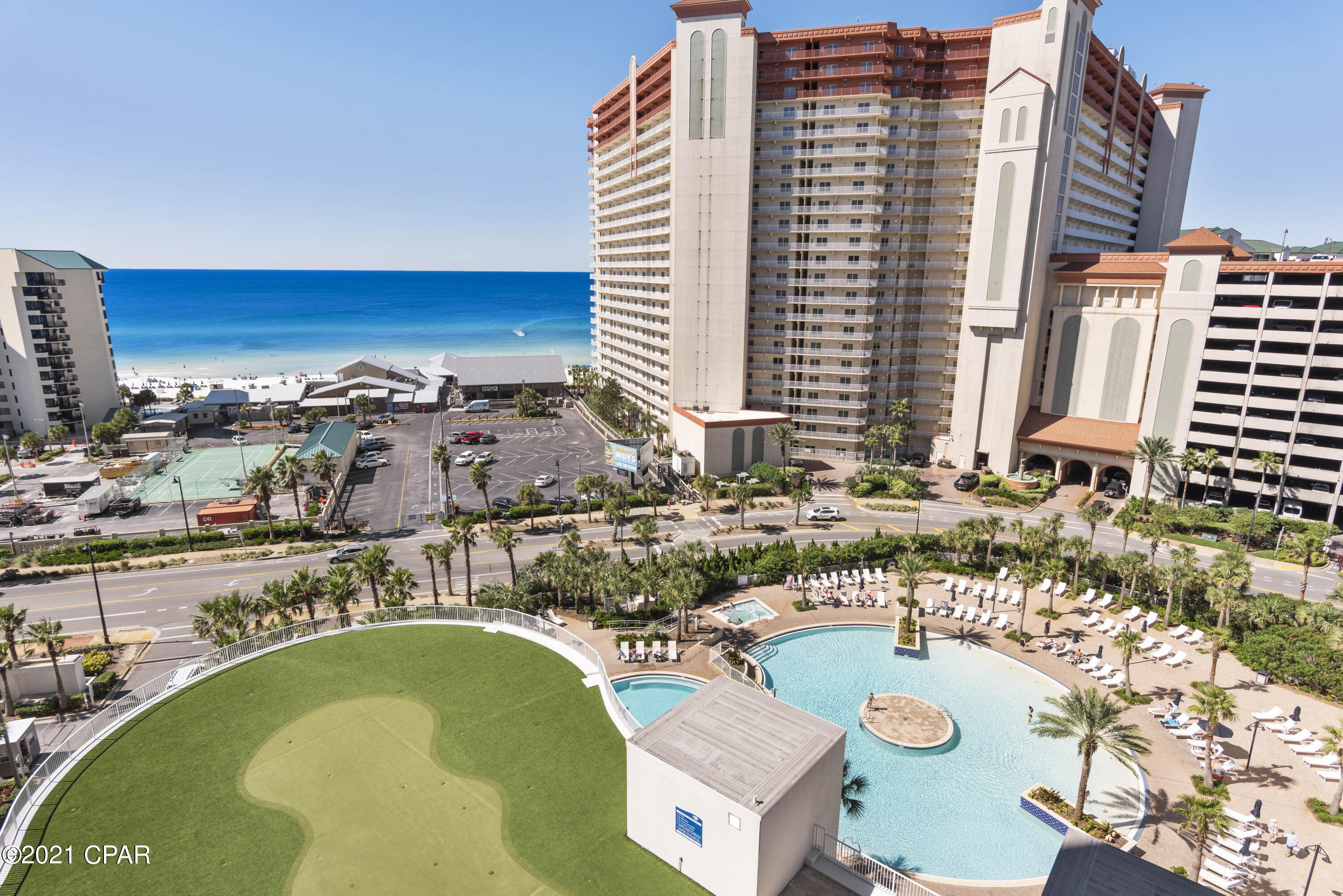 Laketown Wharf - Commercial Sale