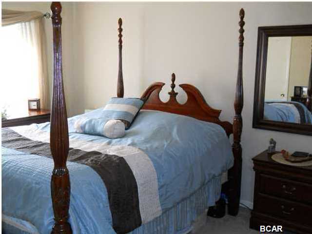 W H Parker - Residential Lease