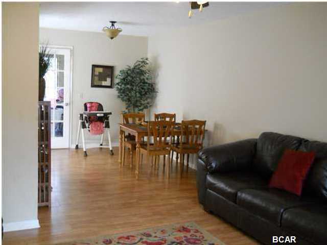 W H Parker - Residential Lease