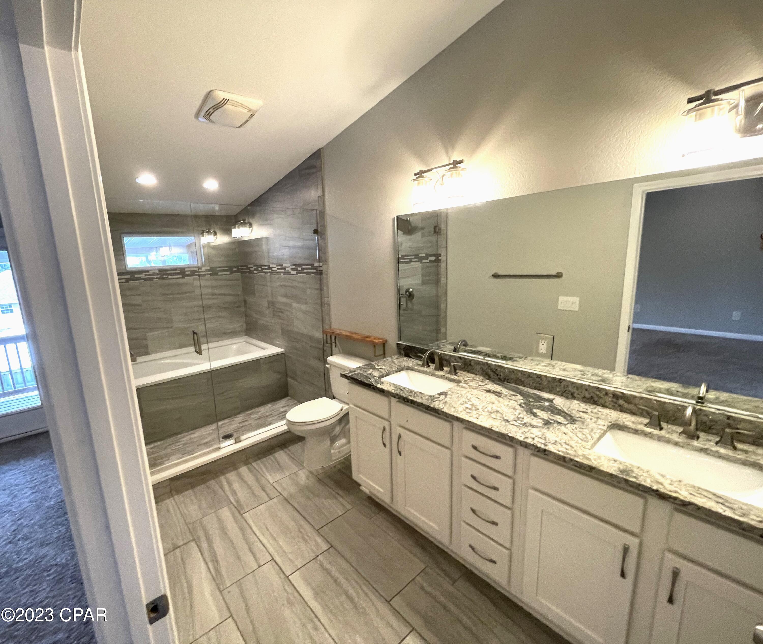 Venetian Villa - Residential Lease