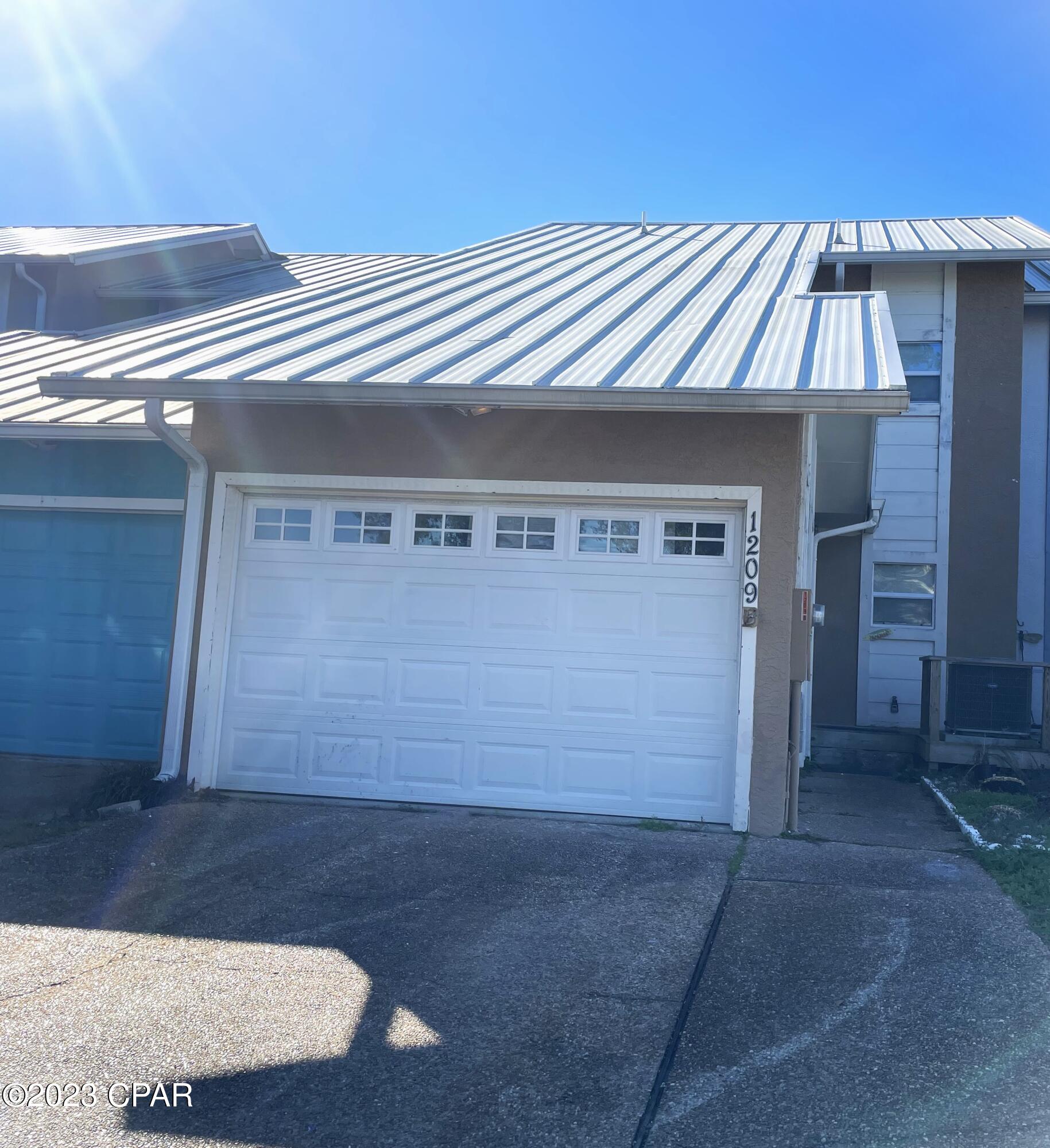 Venetian Villa - Residential Lease