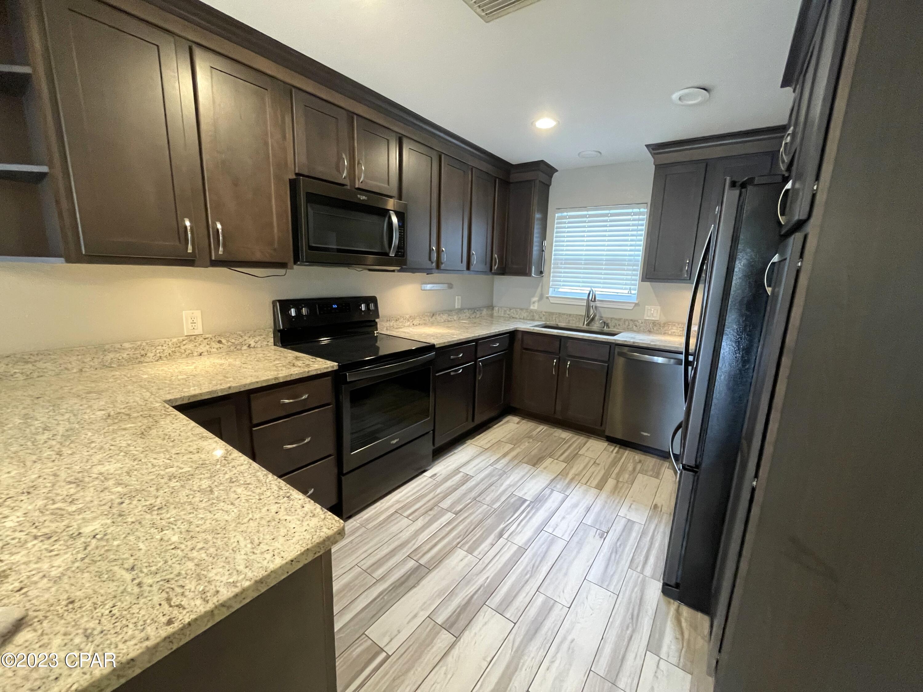 Venetian Villa - Residential Lease