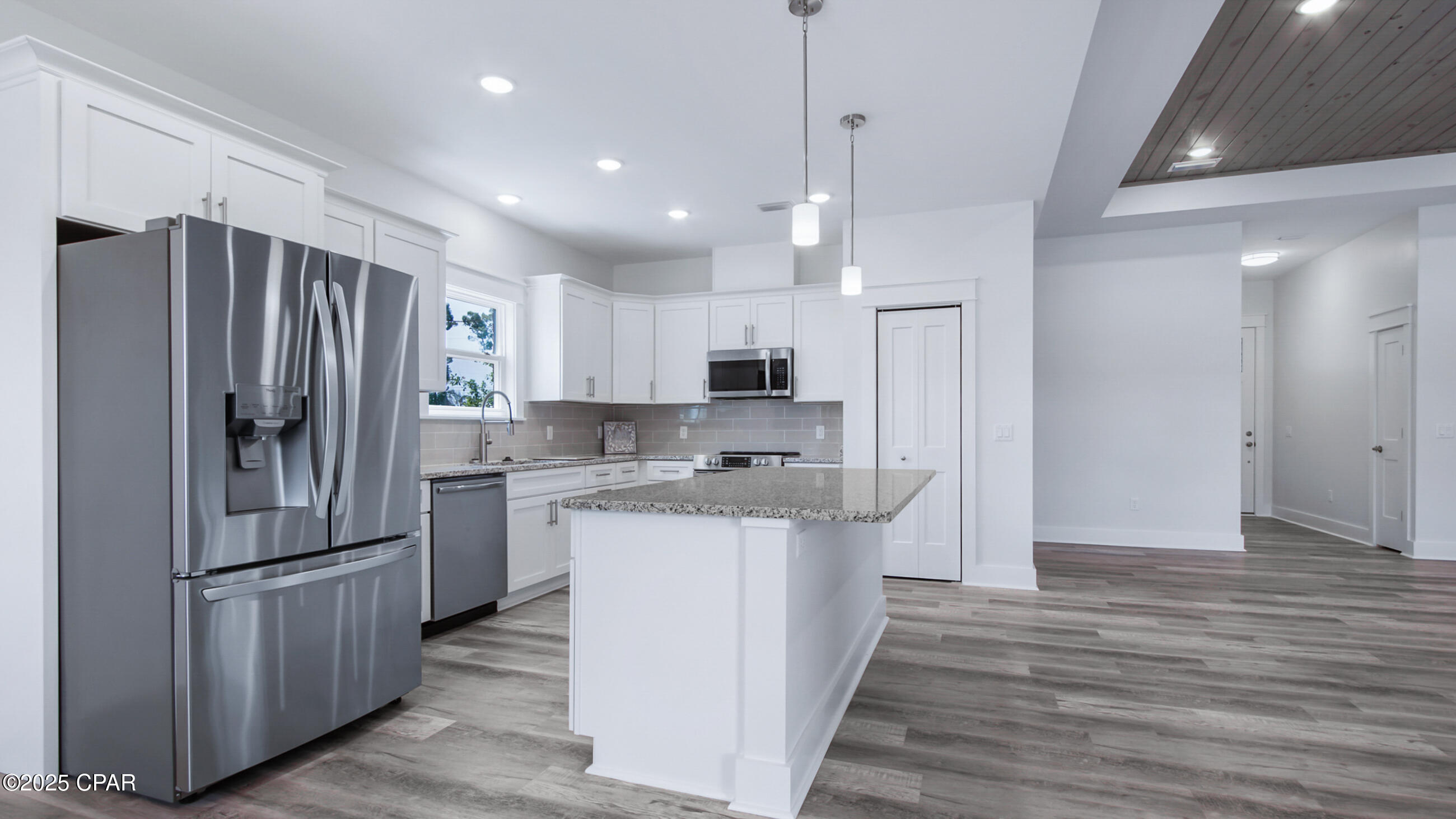 [No Recorded Subdiv] - Residential