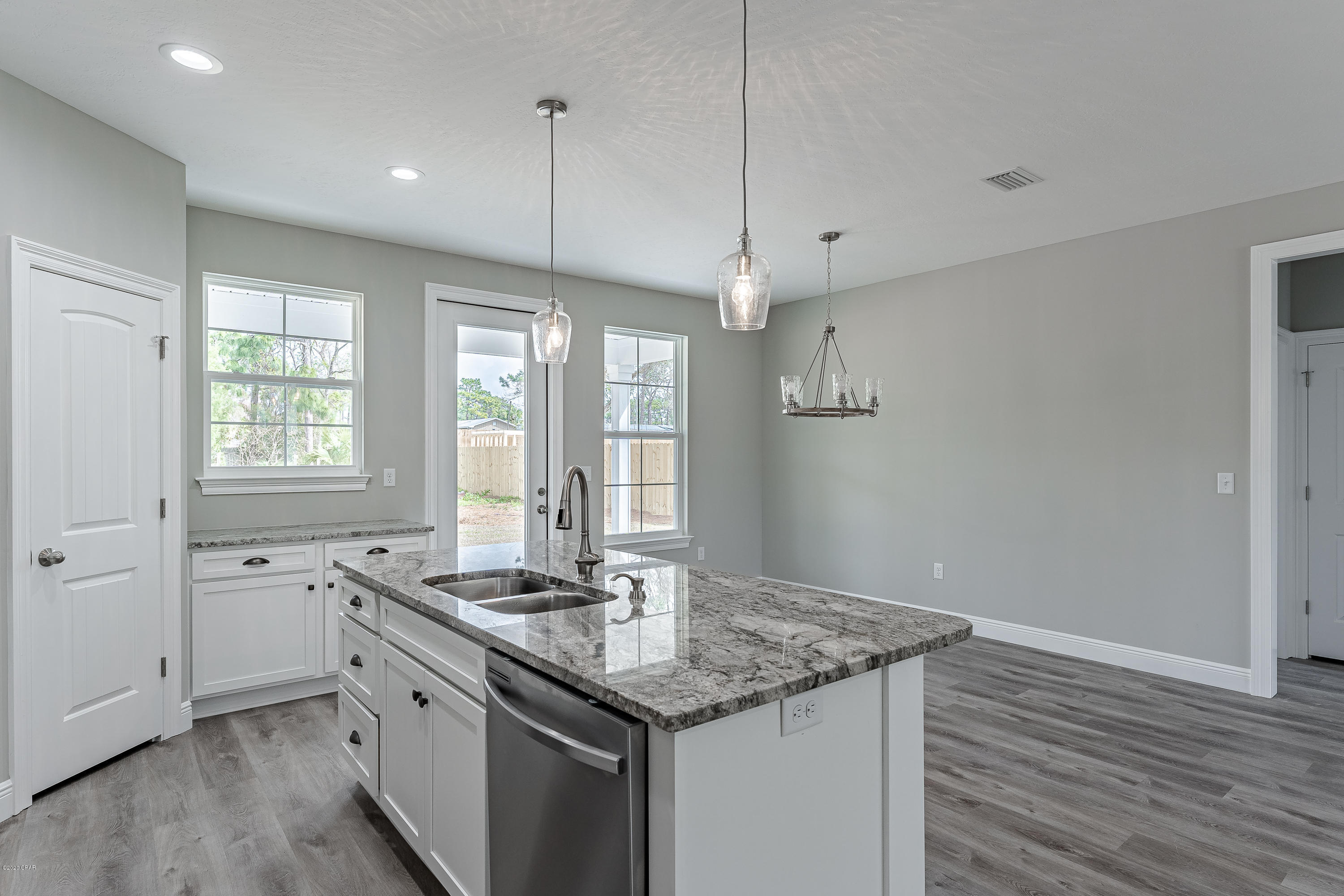 Pines 5th Add - Residential