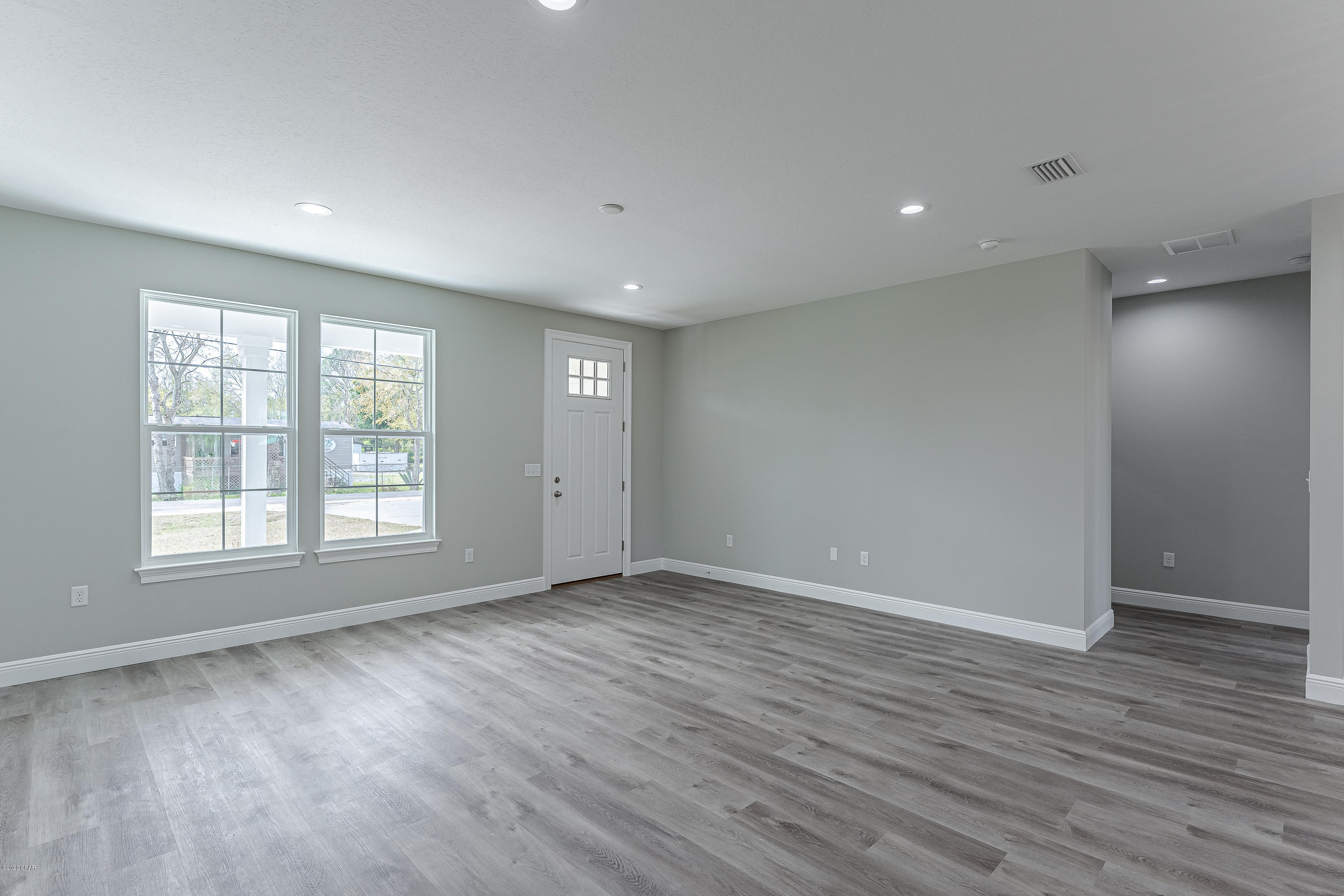 Pines 5th Add - Residential