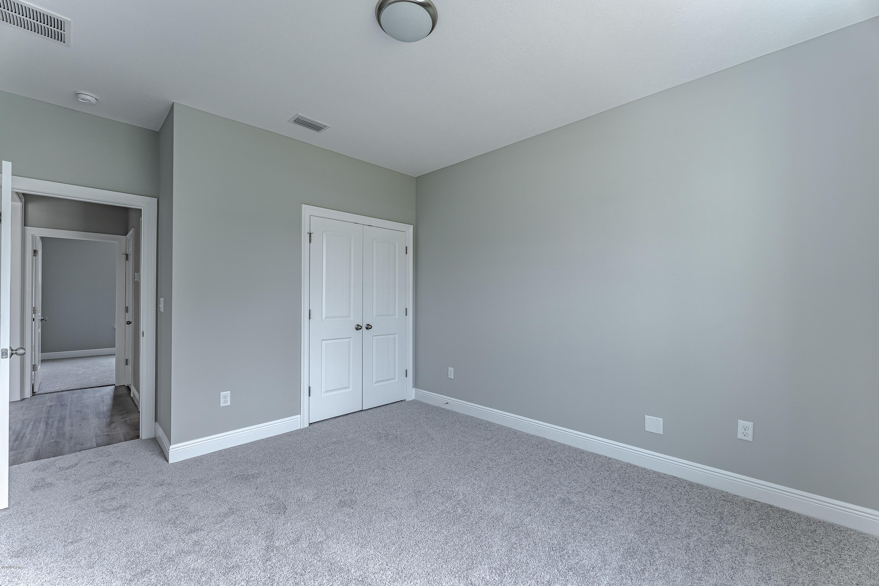 Pines 5th Add - Residential