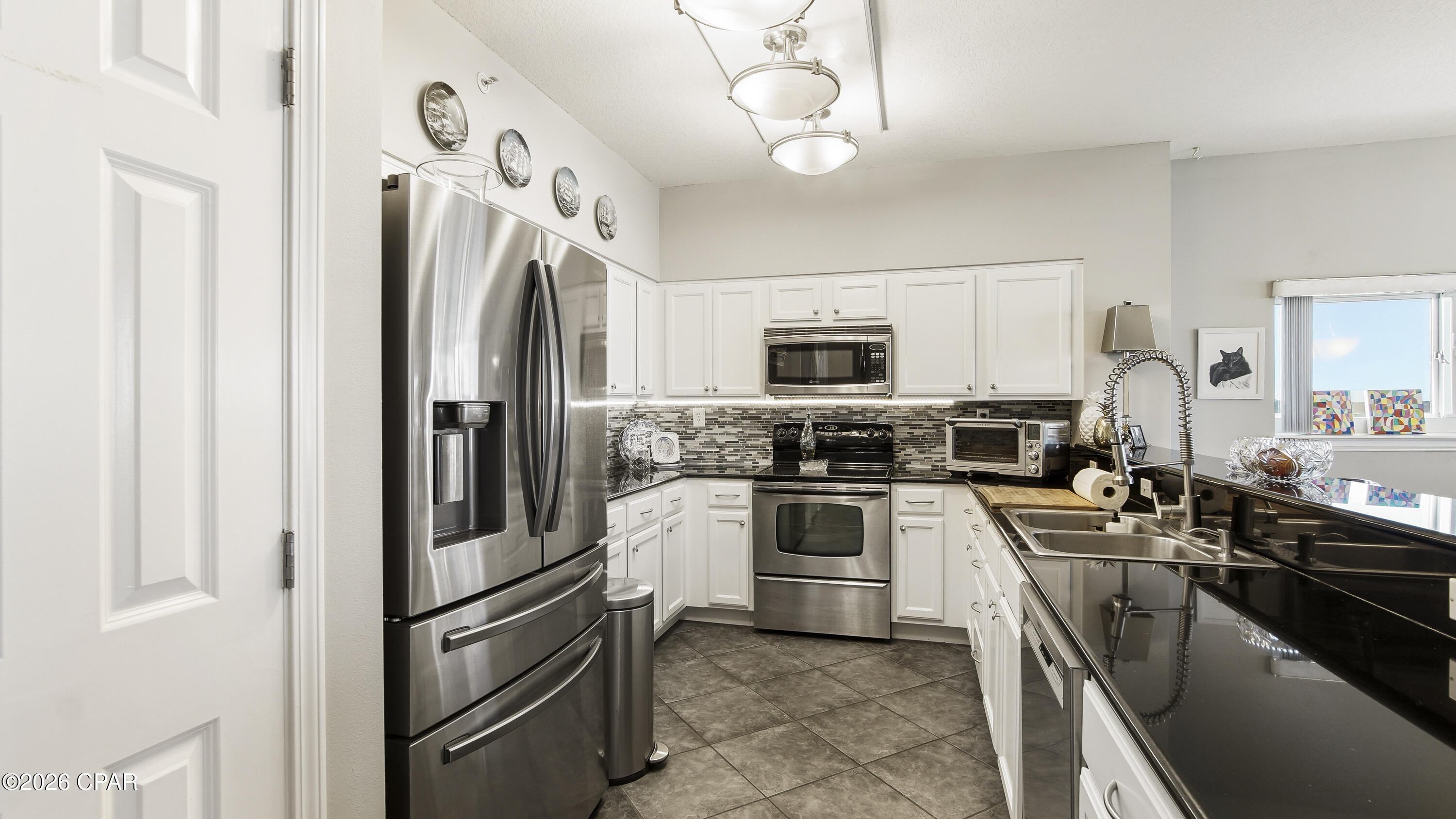 Magnolia Bay Club - Residential Lease