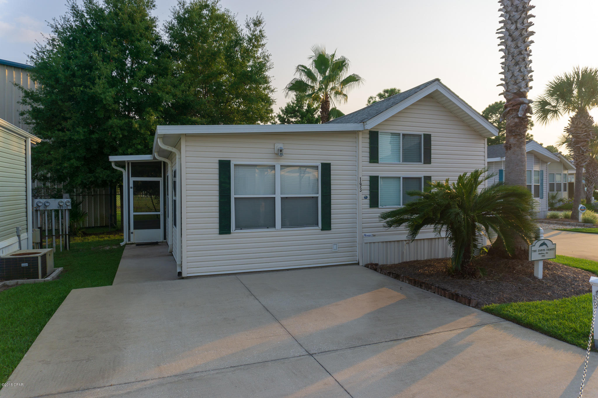 Emerald Pointe Resort - Residential