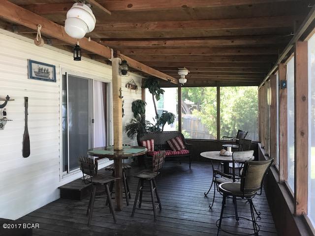 North Lagoon Oaks - Residential