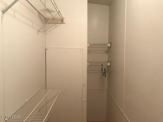 North Lagoon Oaks - Residential