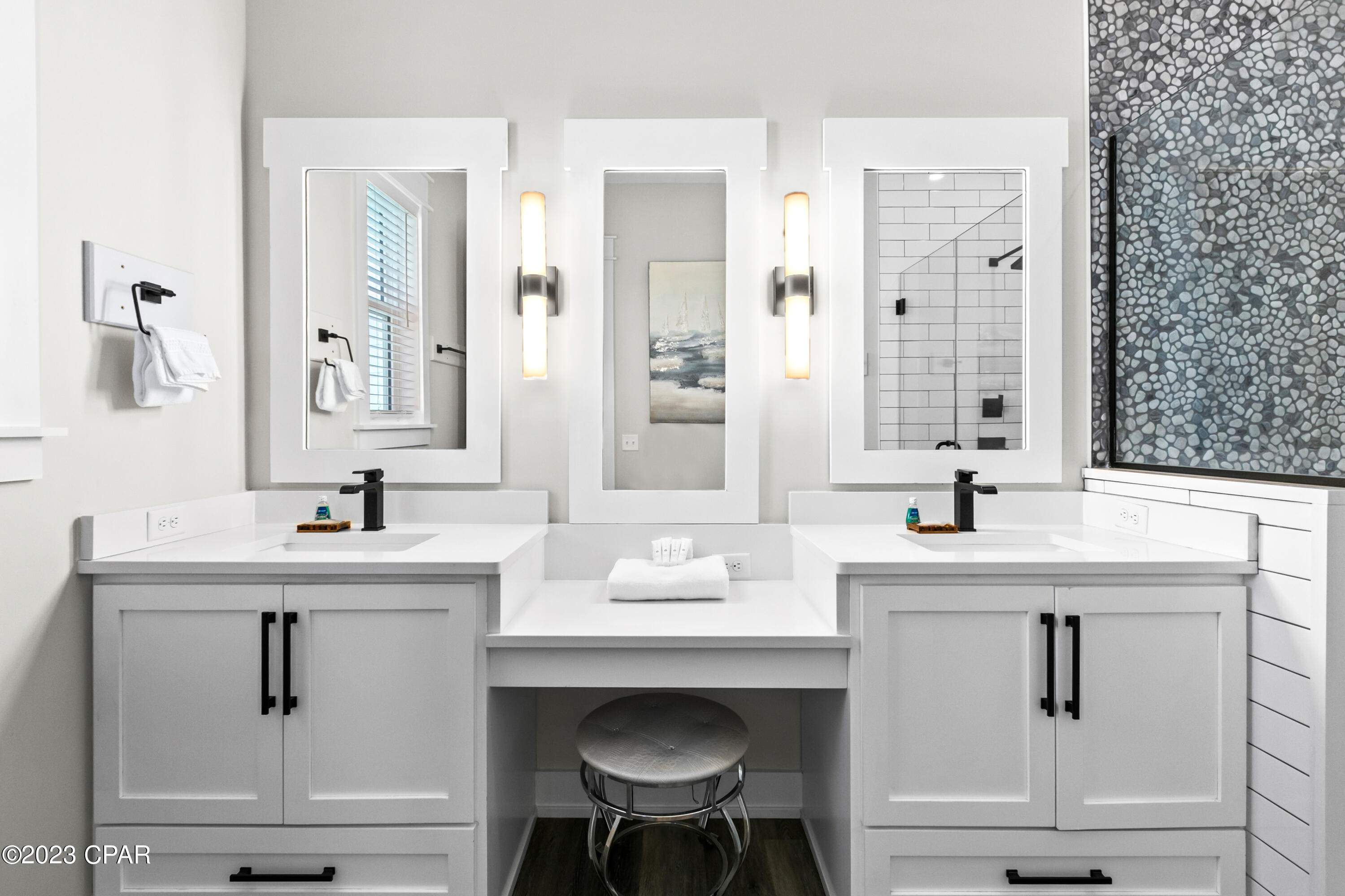 Bid-A-Wee Beach 1st Add - Residential