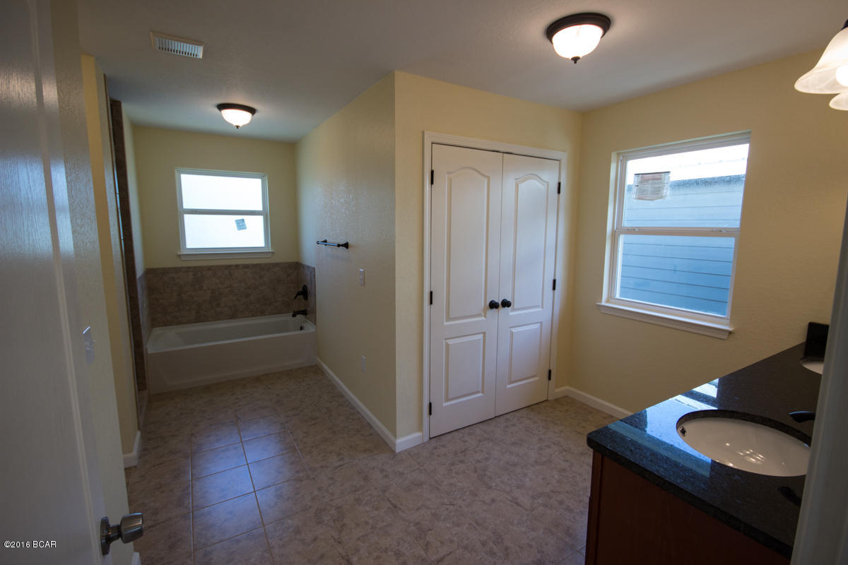 Hidden Lagoon - Residential