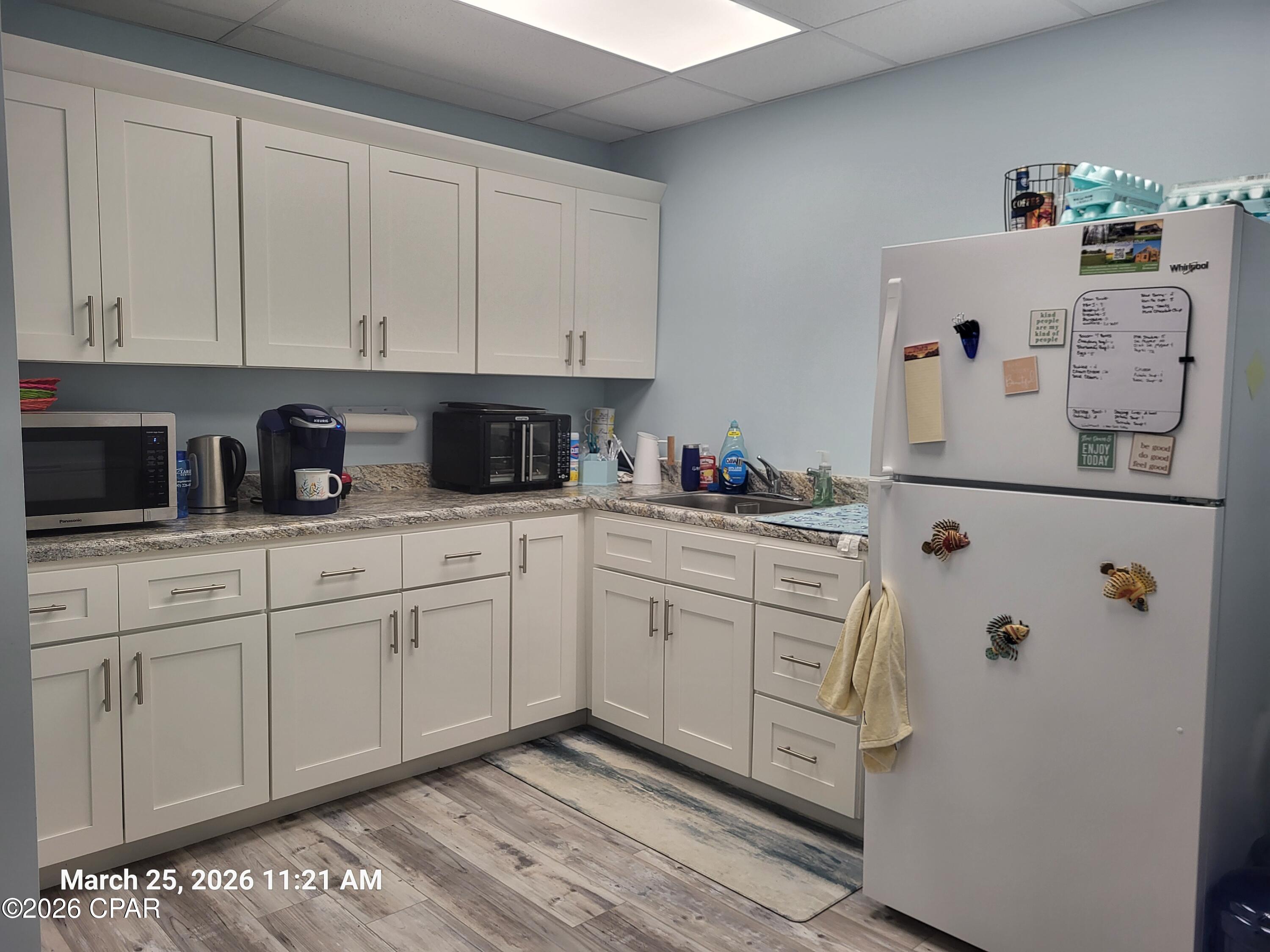 [No Recorded Subdiv] - Commercial Sale