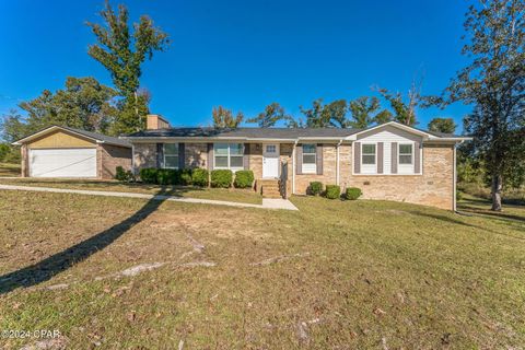 A home in Marianna