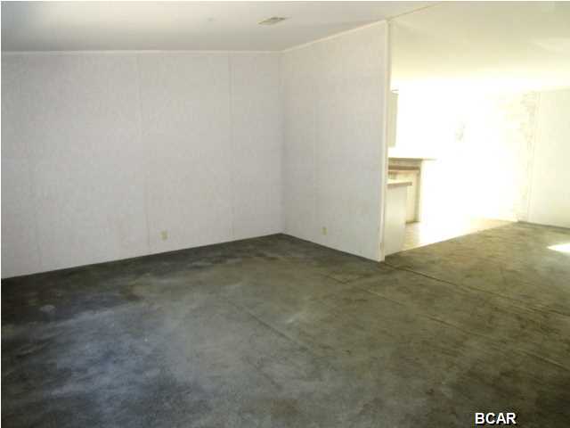 White Western Springs Unit 1 - Residential