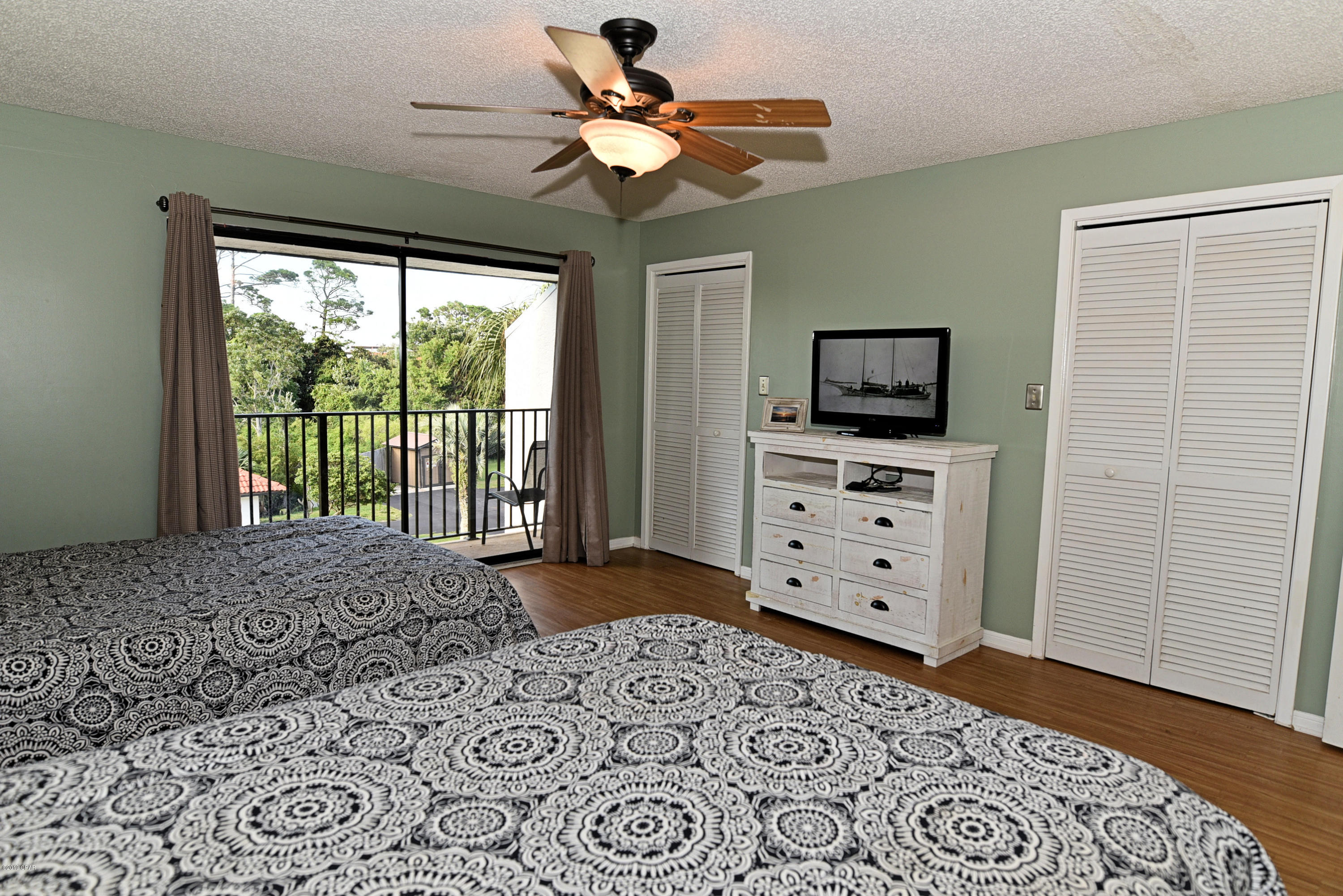 Beachview Villas - Residential