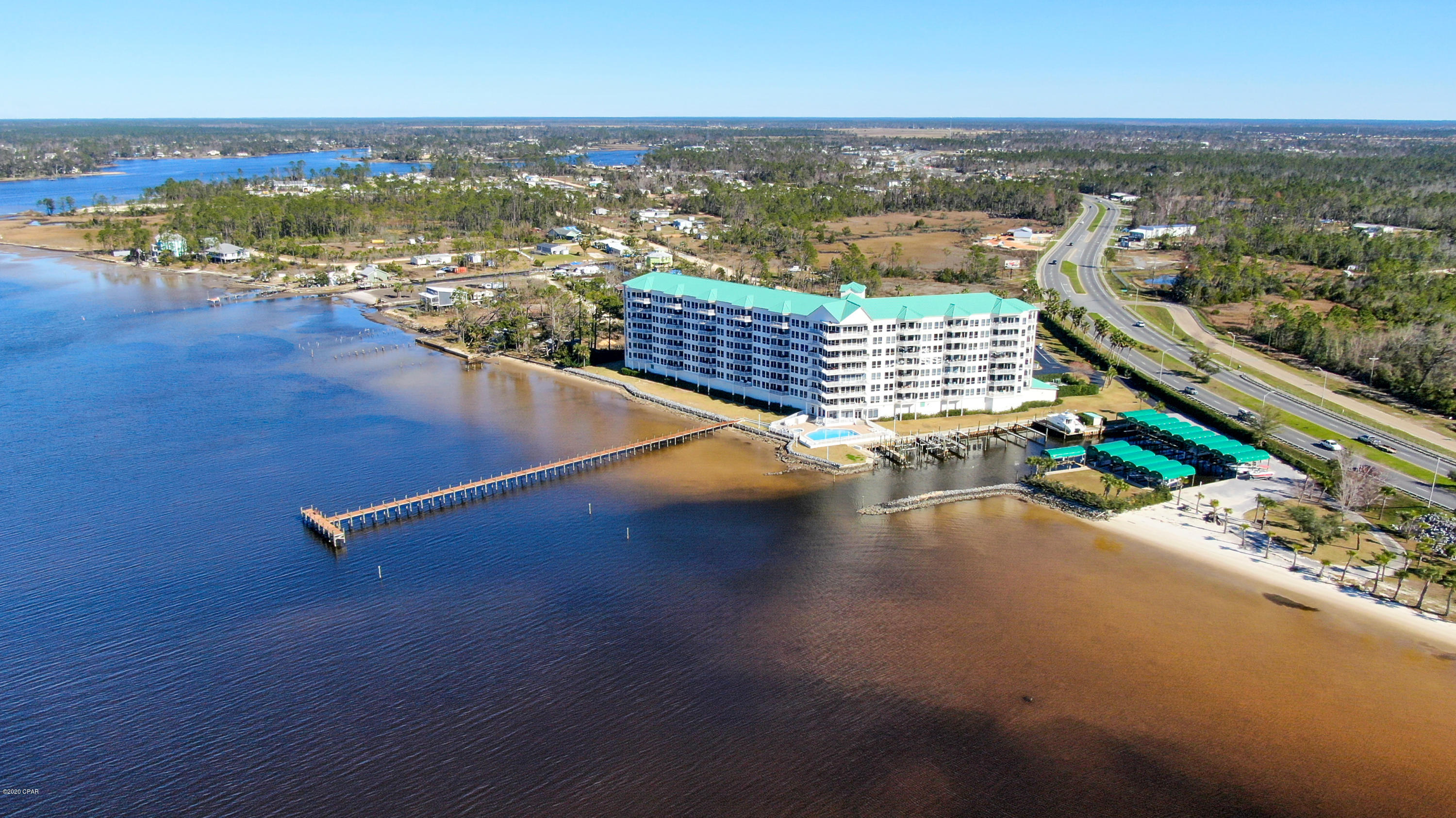 Marina Bay Condo - Residential