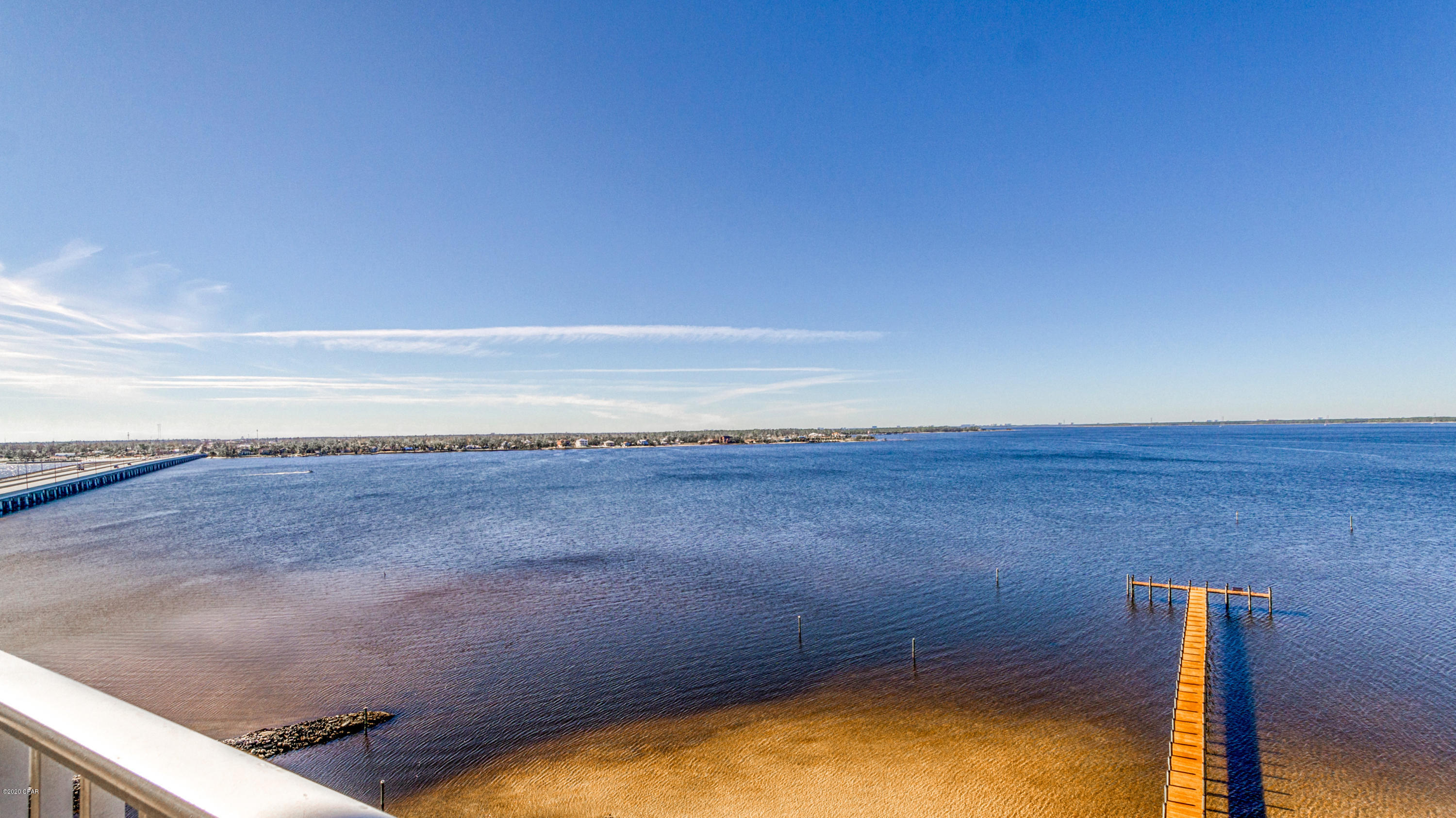 Marina Bay Condo - Residential