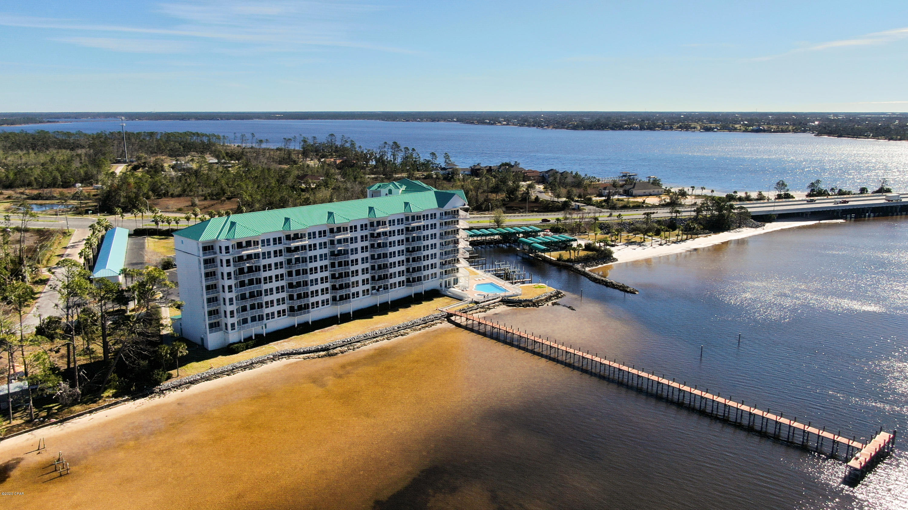 Marina Bay Condo - Residential