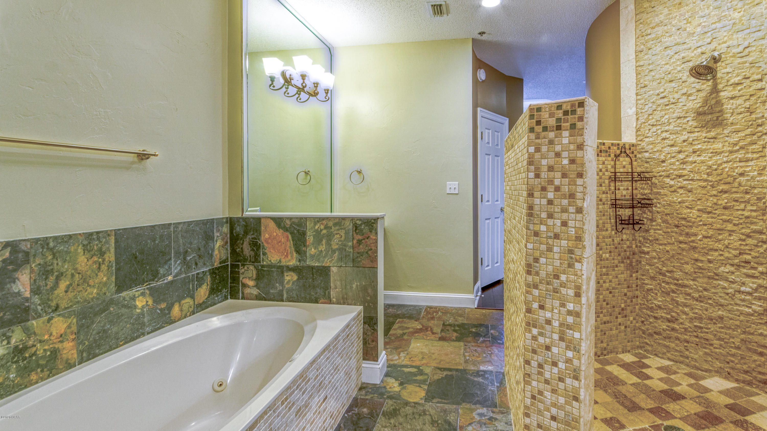 Marina Bay Condo - Residential