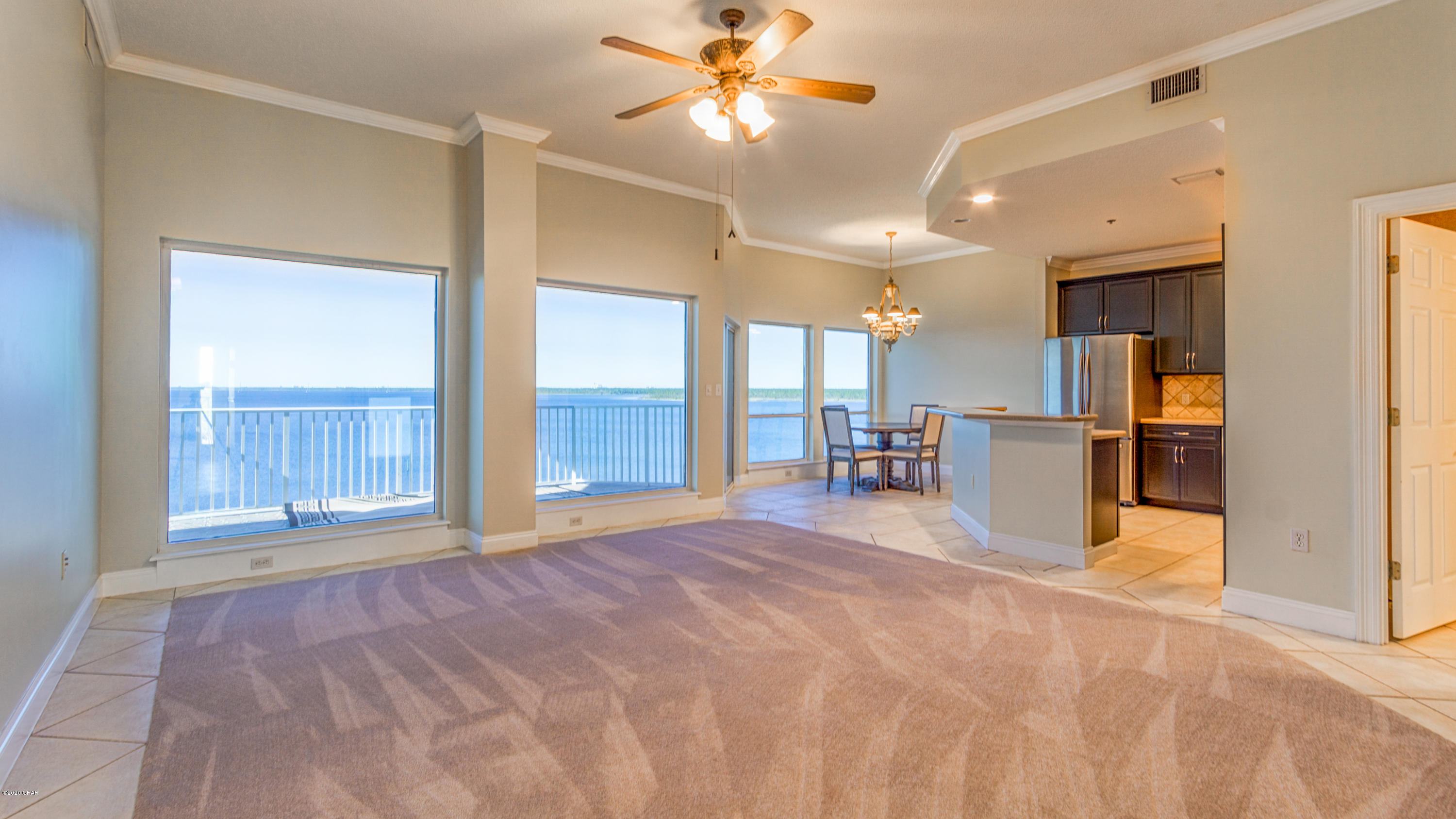 Marina Bay Condo - Residential