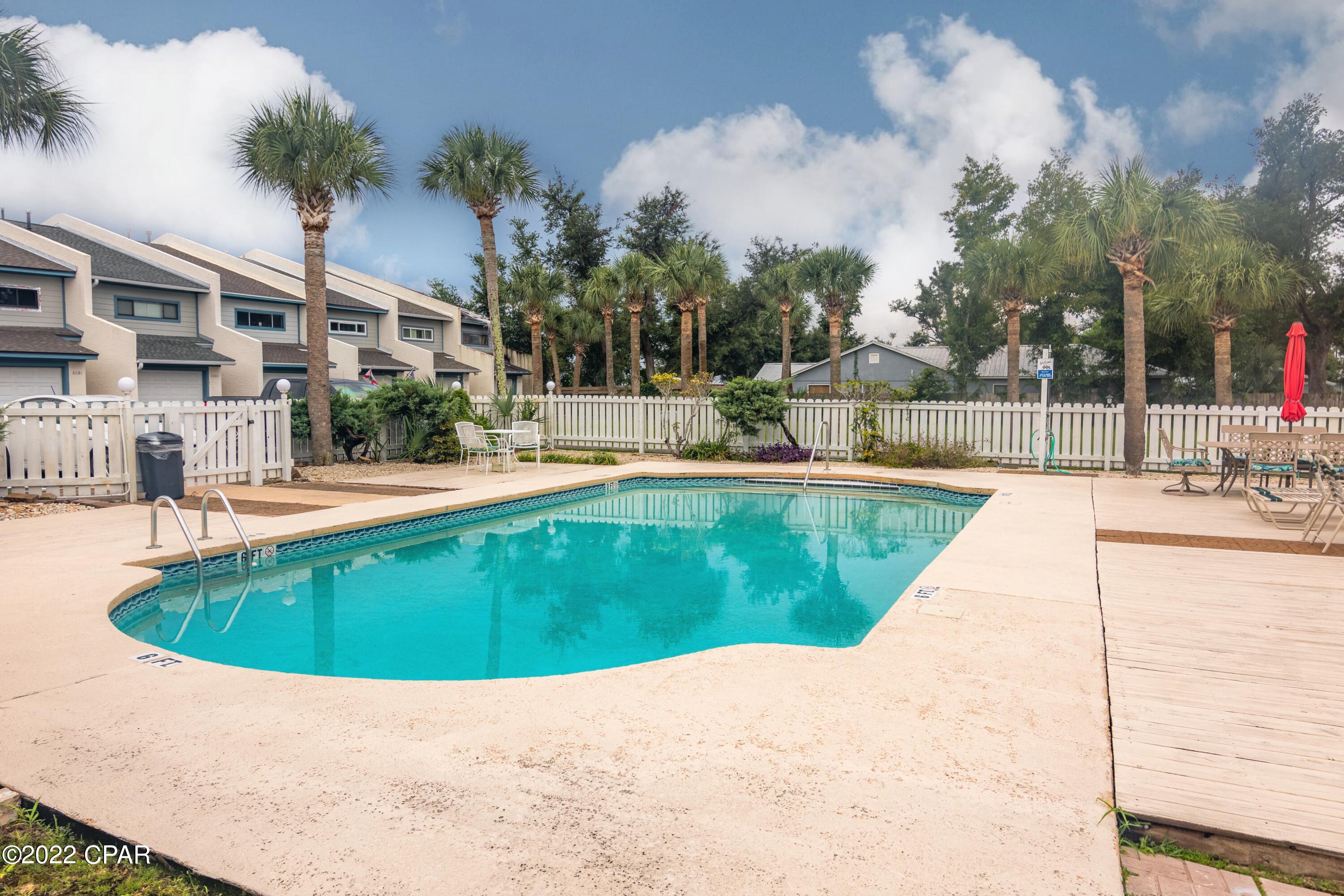 Sunbay Townhouses - Residential