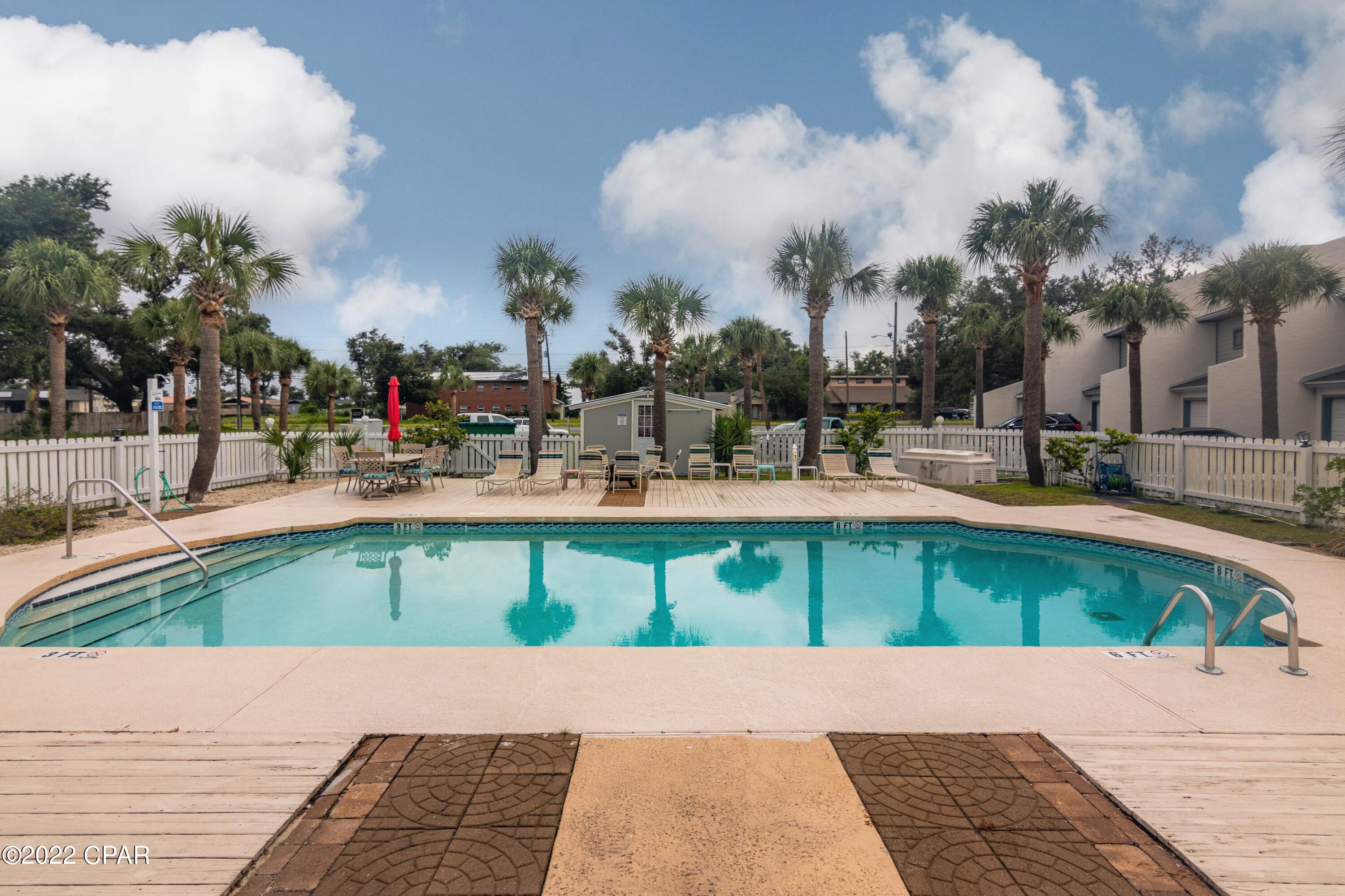 Sunbay Townhouses - Residential