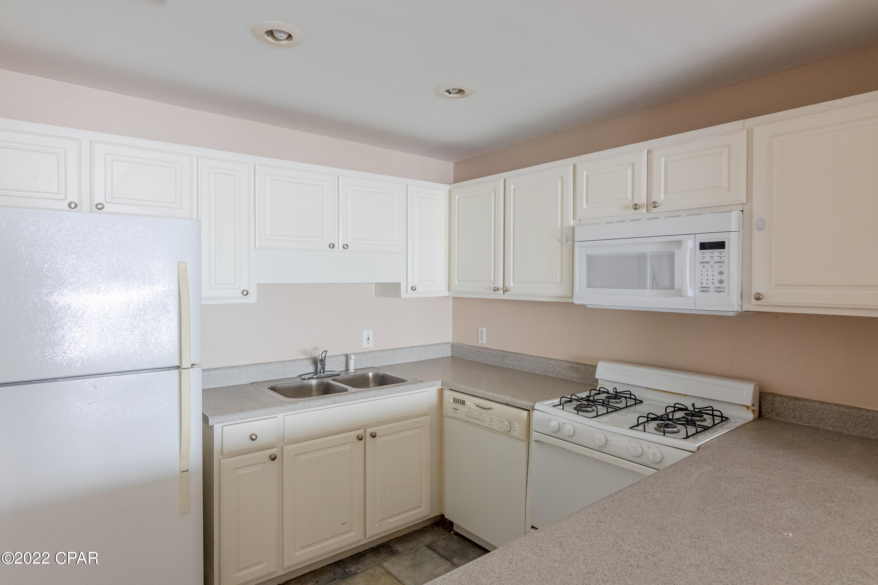 Sunbay Townhouses - Residential