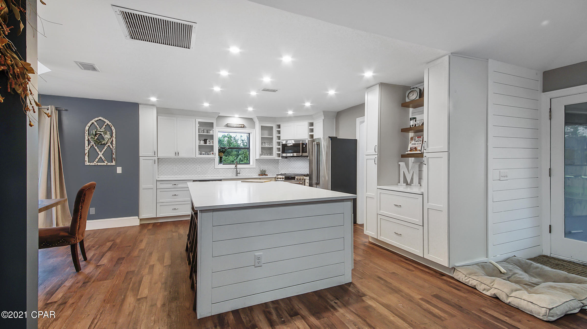 Shoreline Estates - Residential