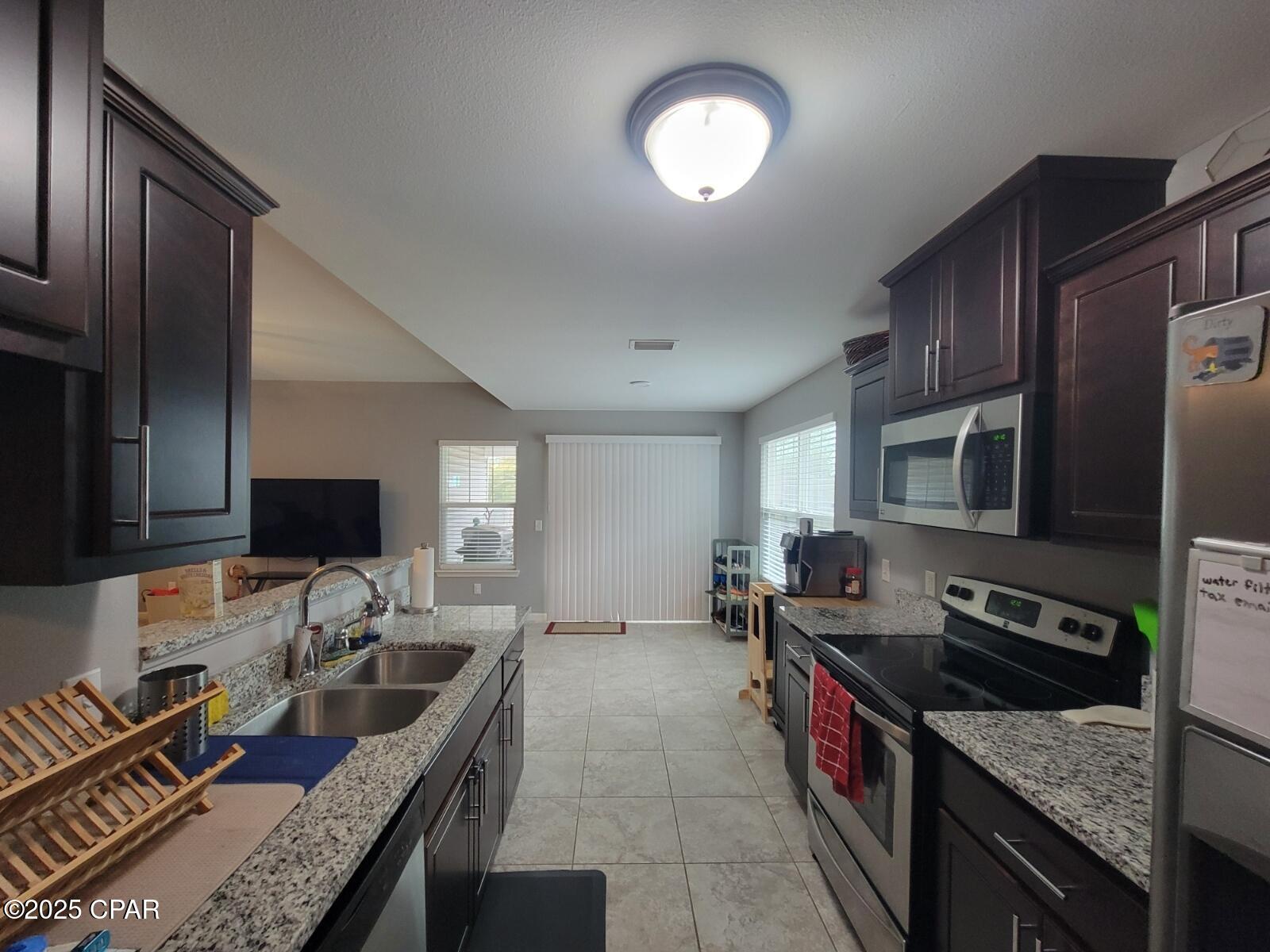 Brentwoods Phase III - Residential Lease