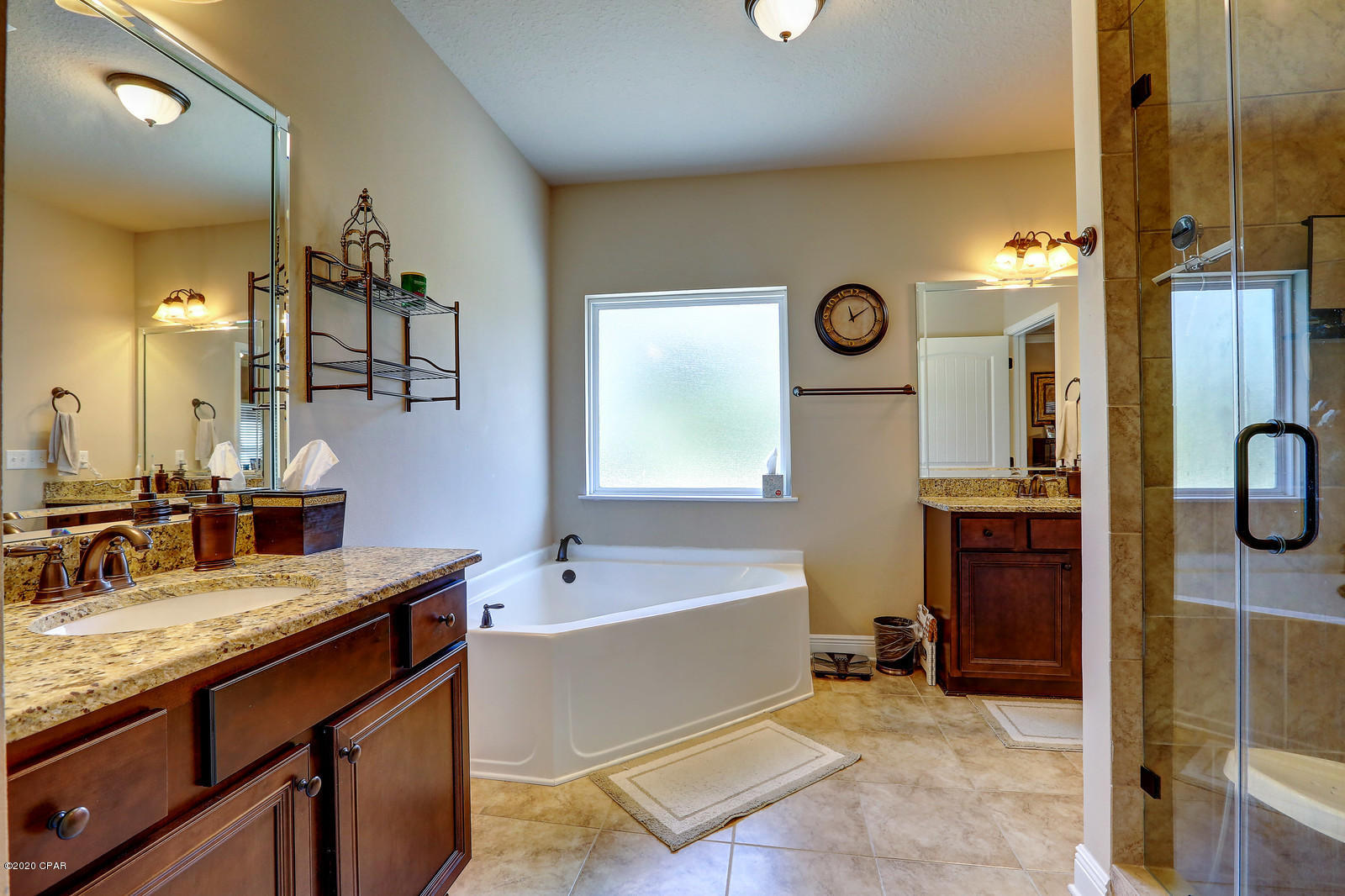 Lake Merial - Residential