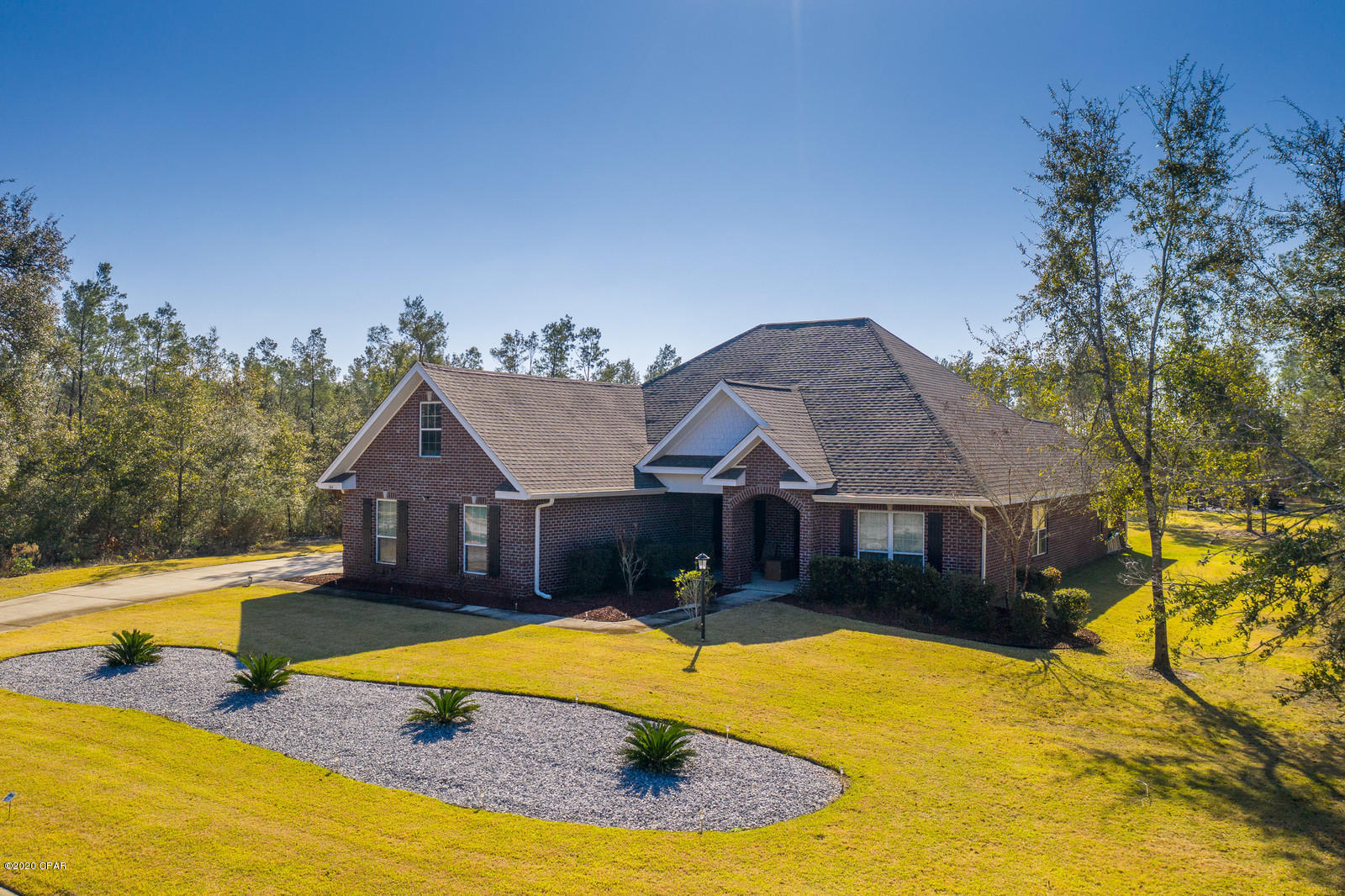 Lake Merial - Residential